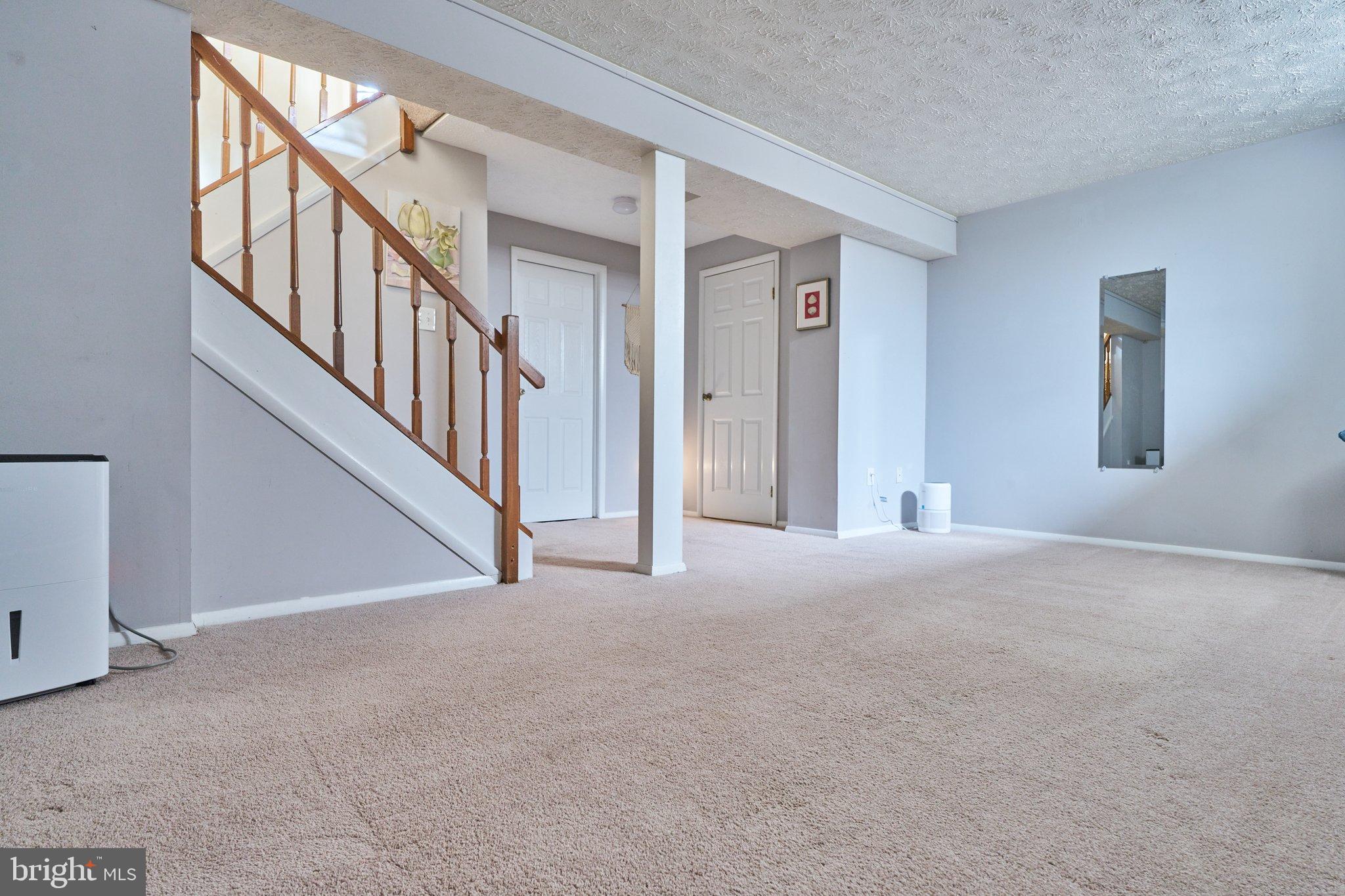 GUNNERS LAKE VILLAGE - Residential