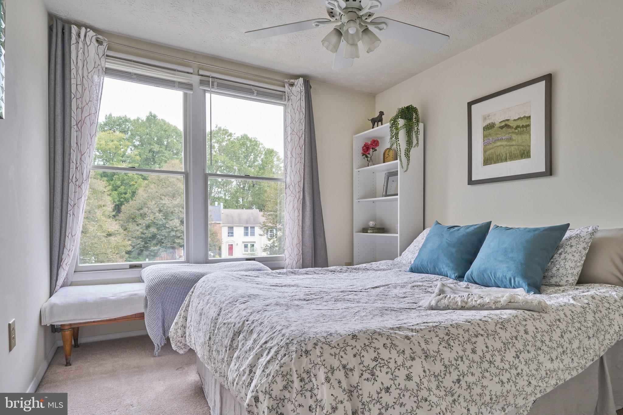 GUNNERS LAKE VILLAGE - Residential