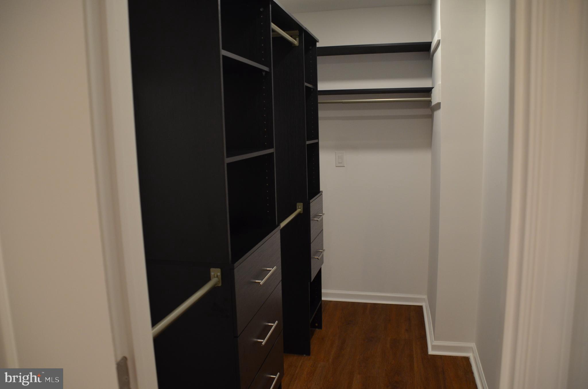 TANTALLON ON THE POTOMAC - Residential Lease