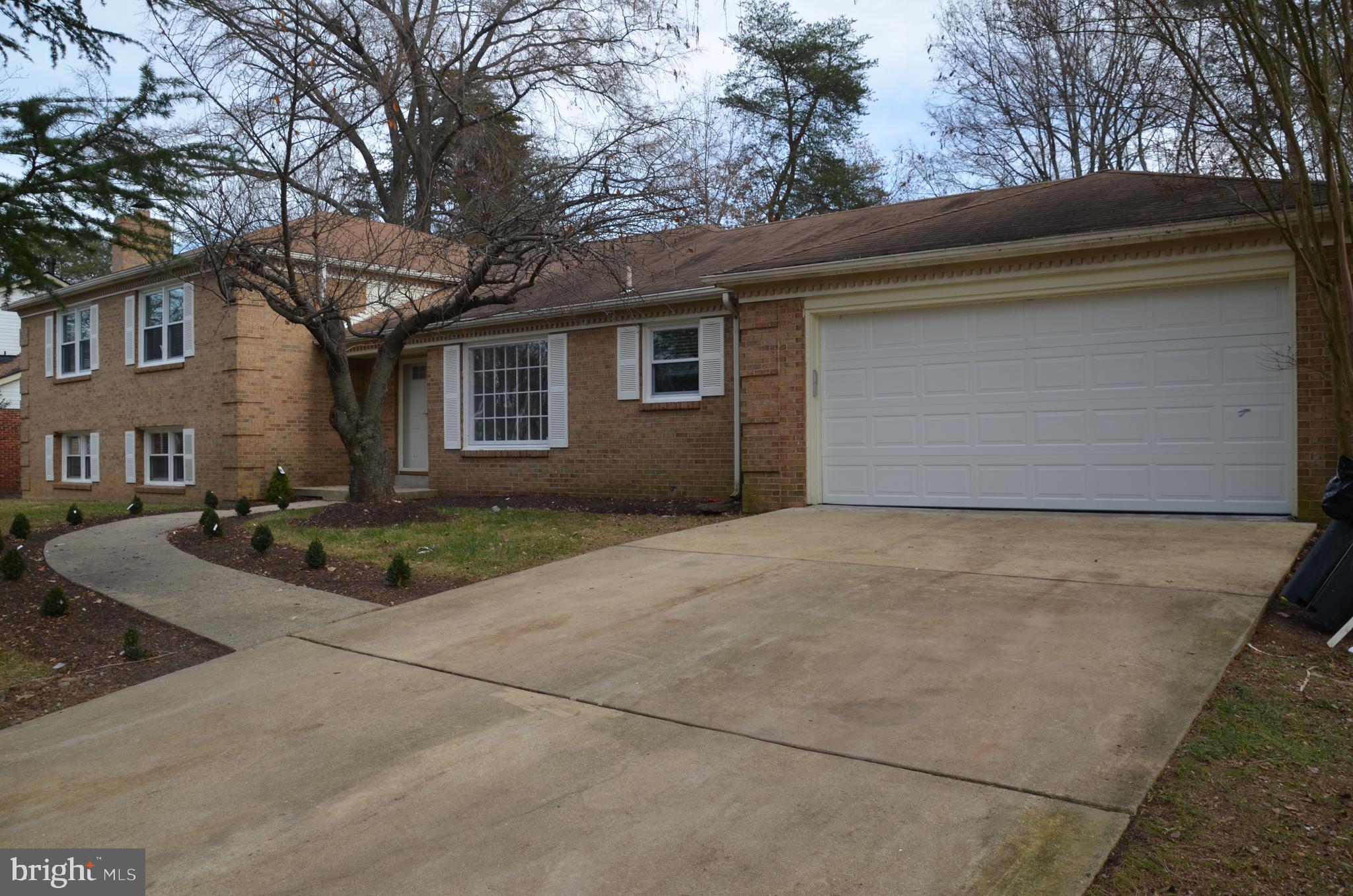 TANTALLON ON THE POTOMAC - Residential Lease