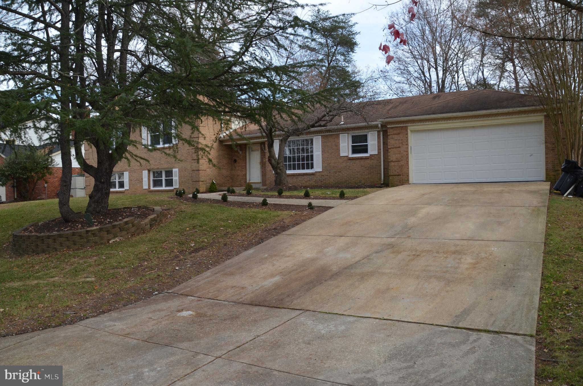 TANTALLON ON THE POTOMAC - Residential Lease