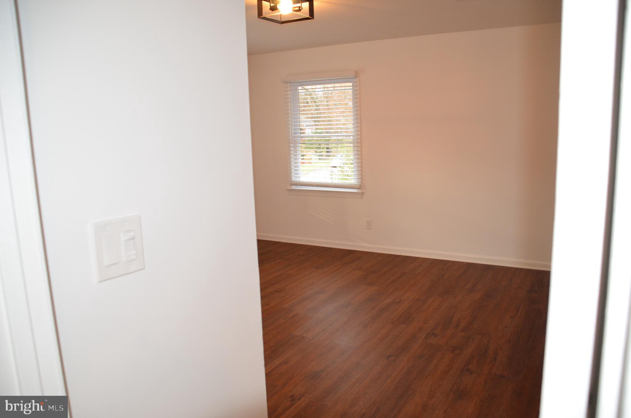 TANTALLON ON THE POTOMAC - Residential Lease