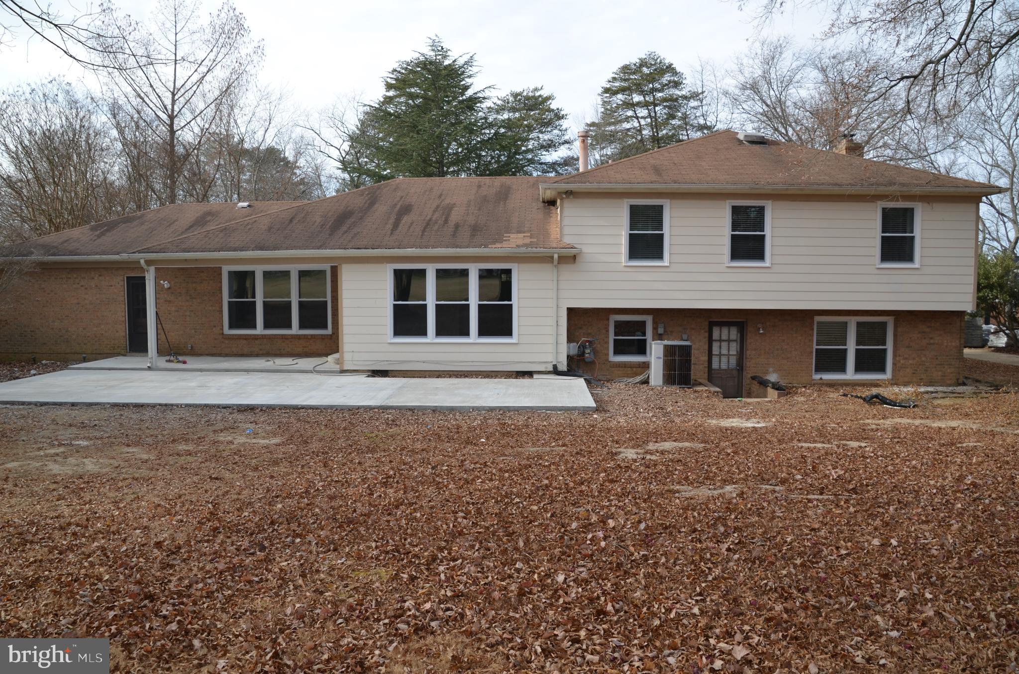 TANTALLON ON THE POTOMAC - Residential Lease