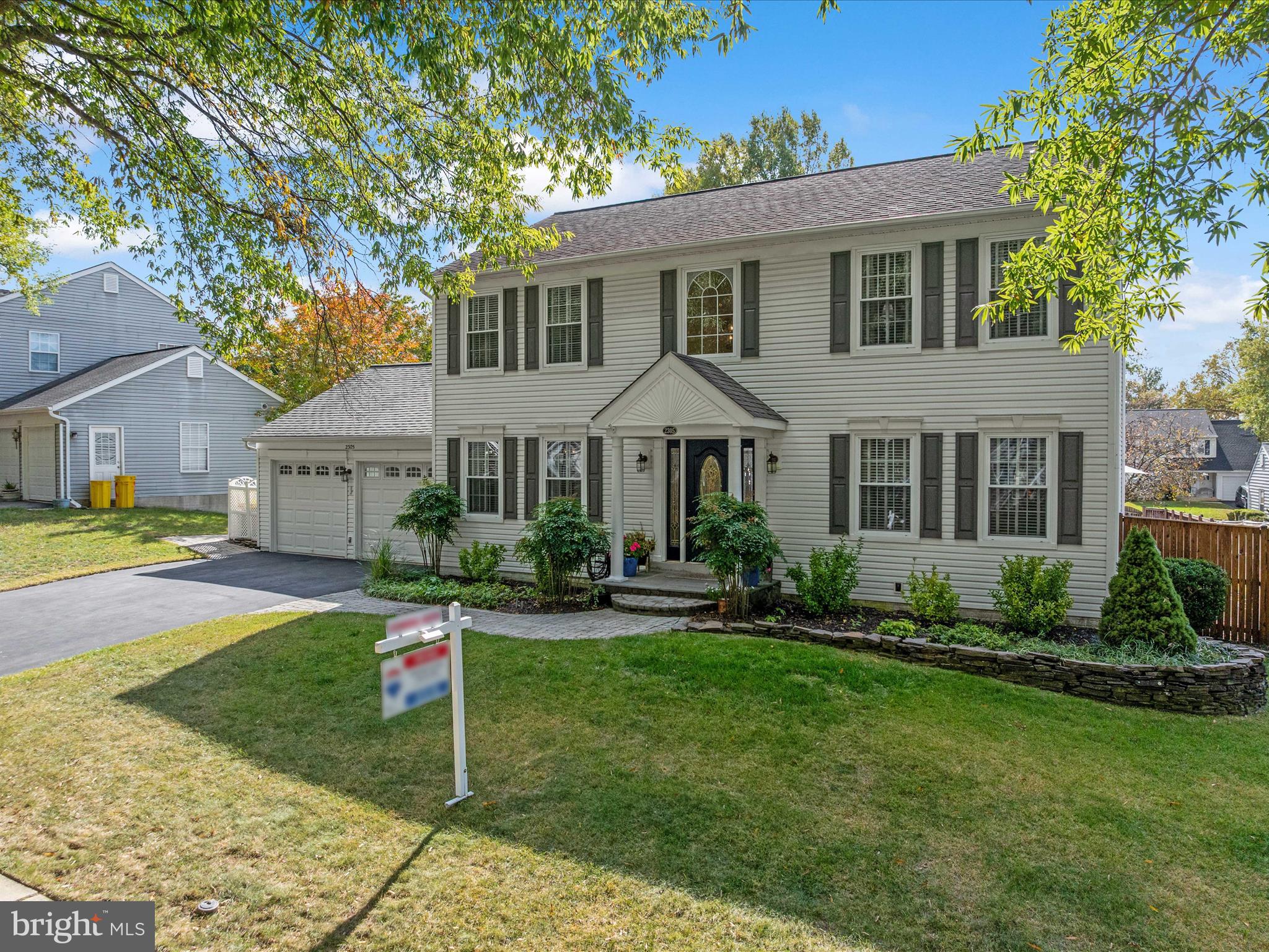 2305 NANTUCKET DRIVE