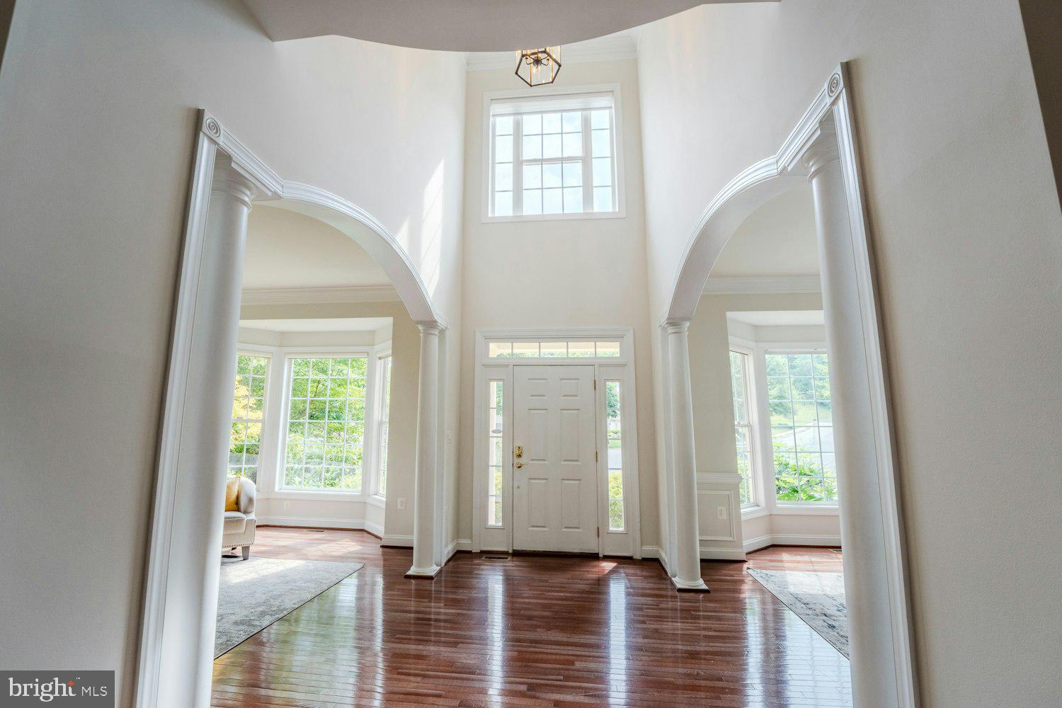 106 CALVARY COURT SE