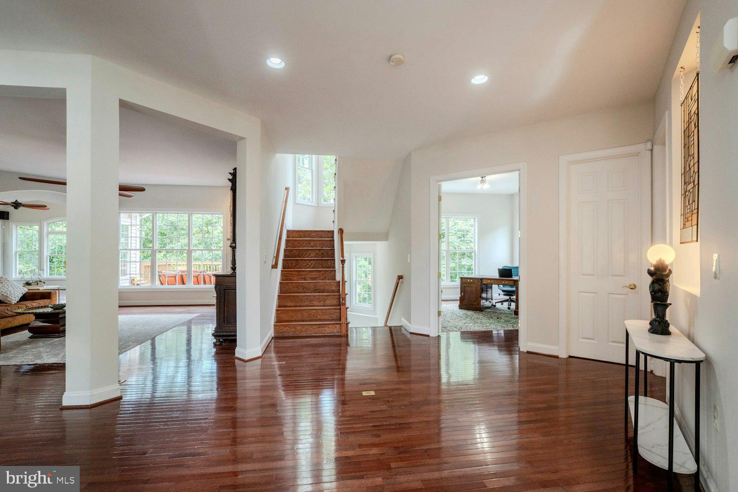 106 CALVARY COURT SE