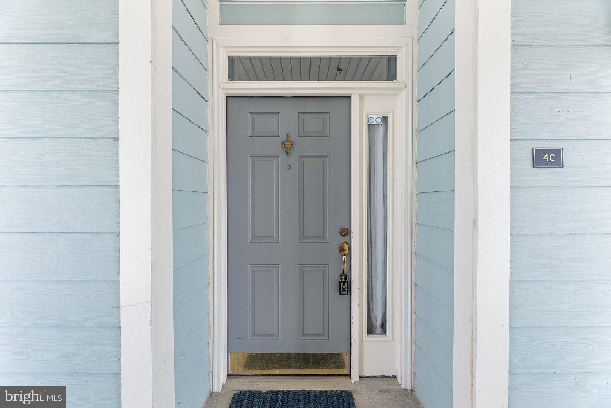 SUNSET ISLAND - Residential