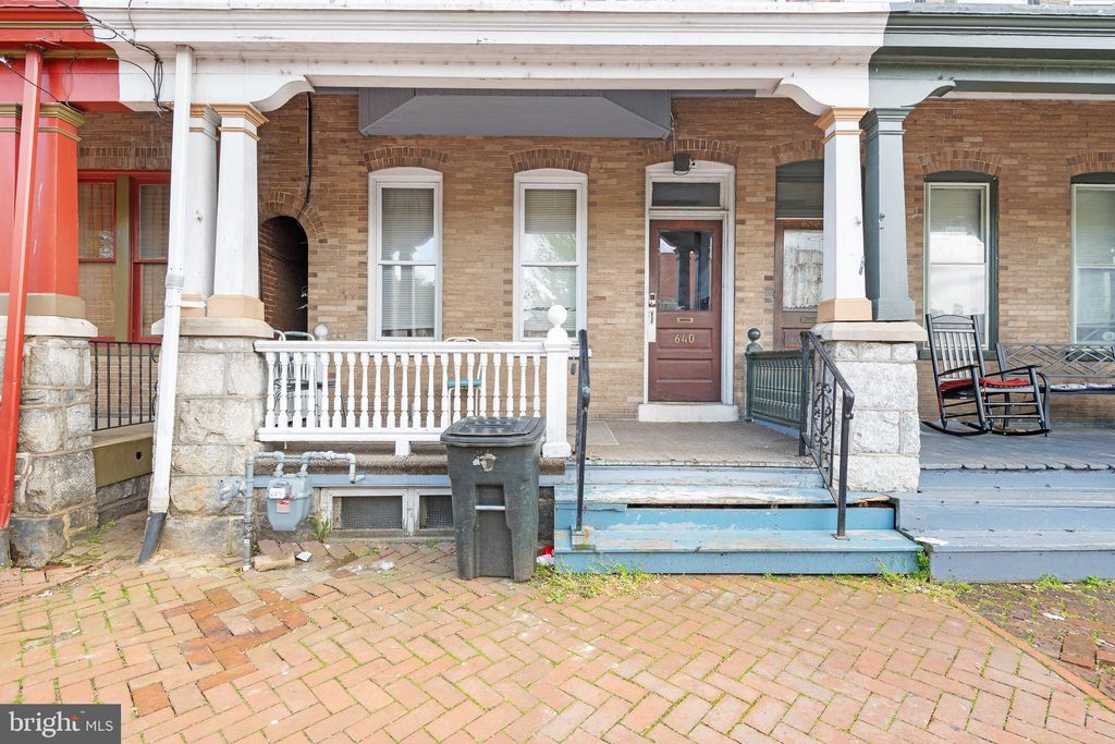 Photo of 640 E KING ST, LANCASTER, PA 17602 (MLS # PALA2034434)