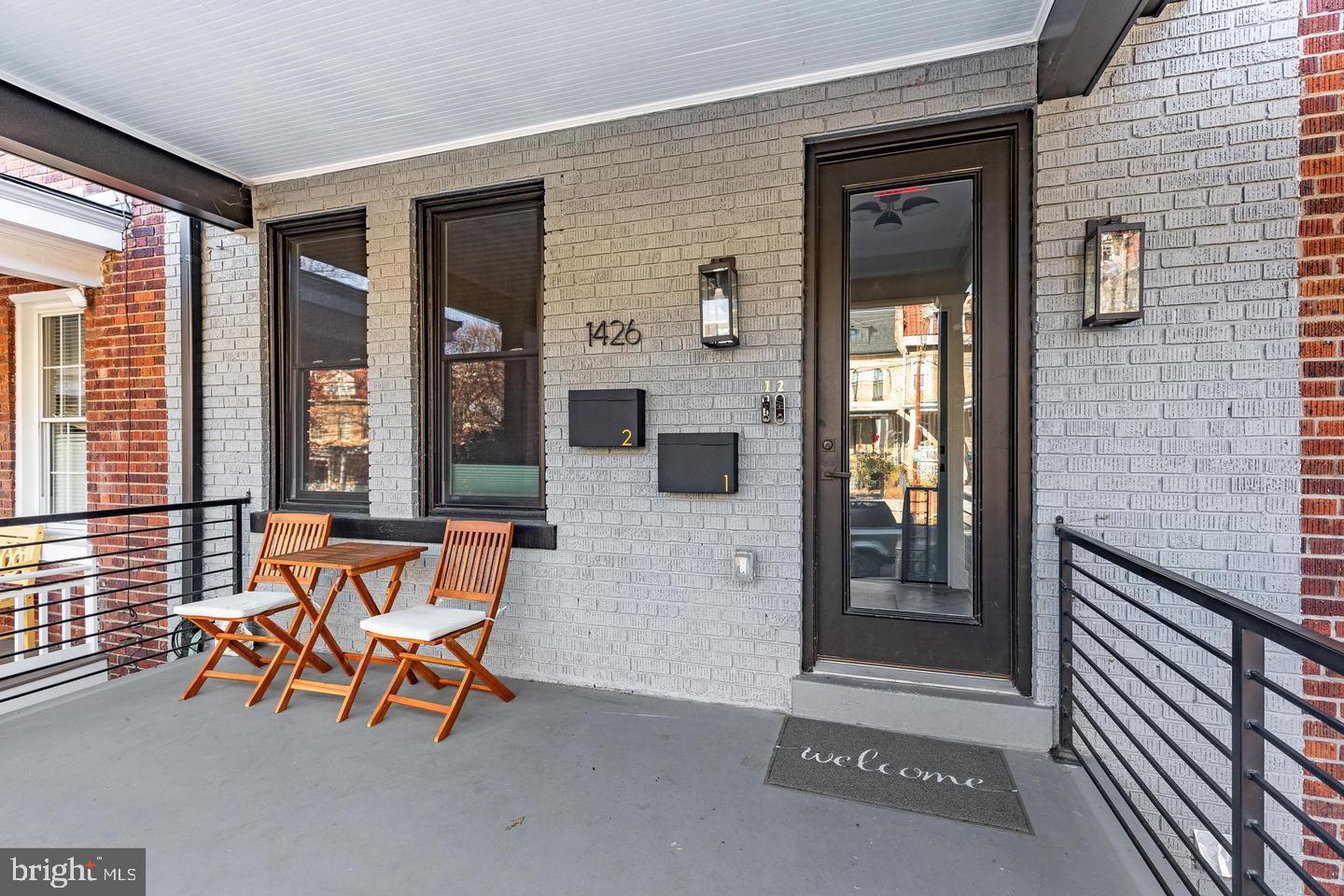 1426 CRITTENDEN NW 1 - Photo 2