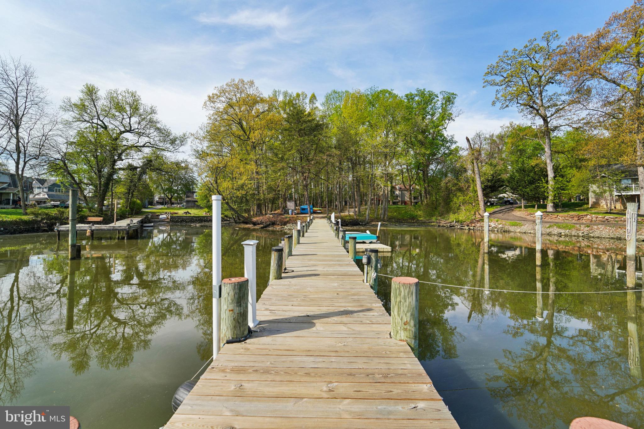 LONG COVE CONDOMINIUMS - Residential
