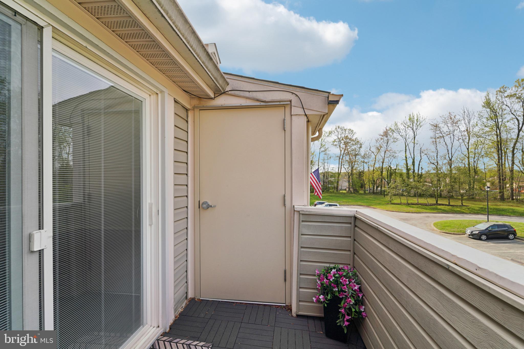 LONG COVE CONDOMINIUMS - Residential