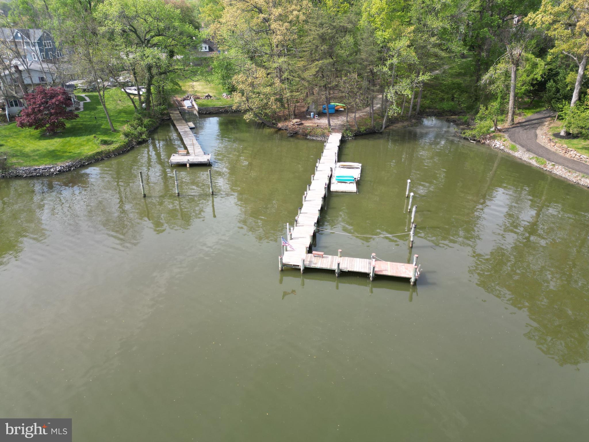 LONG COVE CONDOMINIUMS - Residential