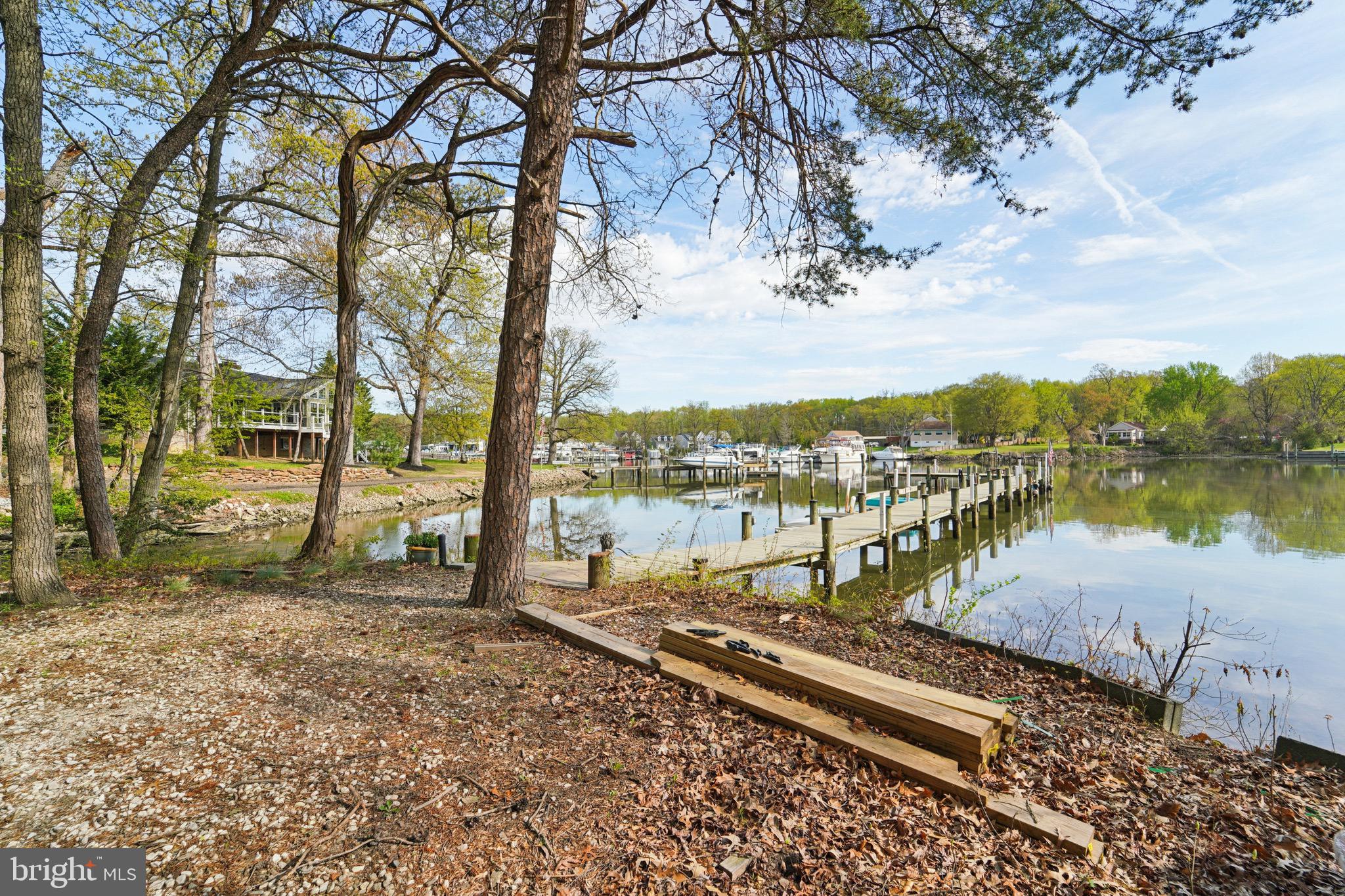 LONG COVE CONDOMINIUMS - Residential