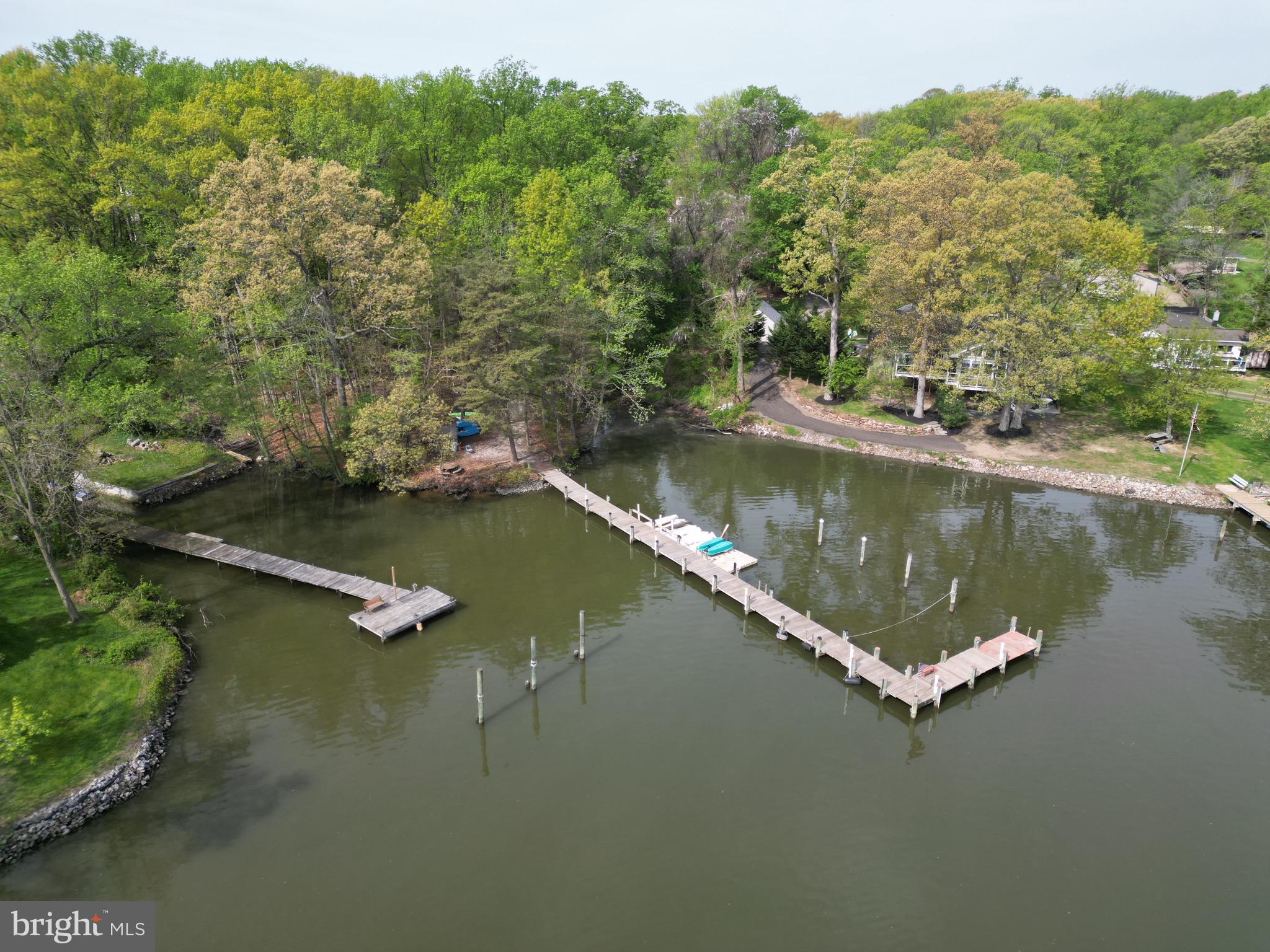 LONG COVE CONDOMINIUMS - Residential