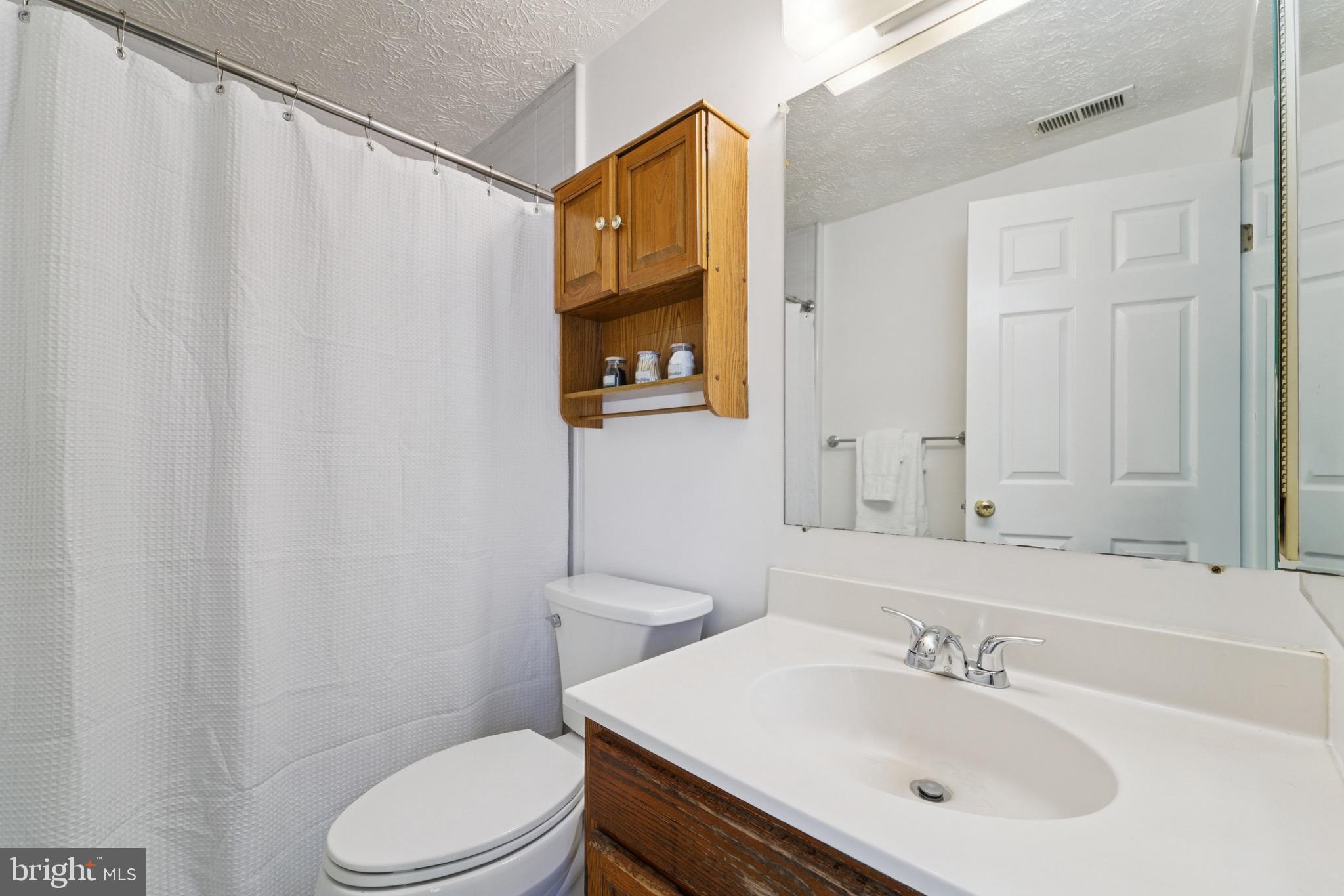 LONG COVE CONDOMINIUMS - Residential