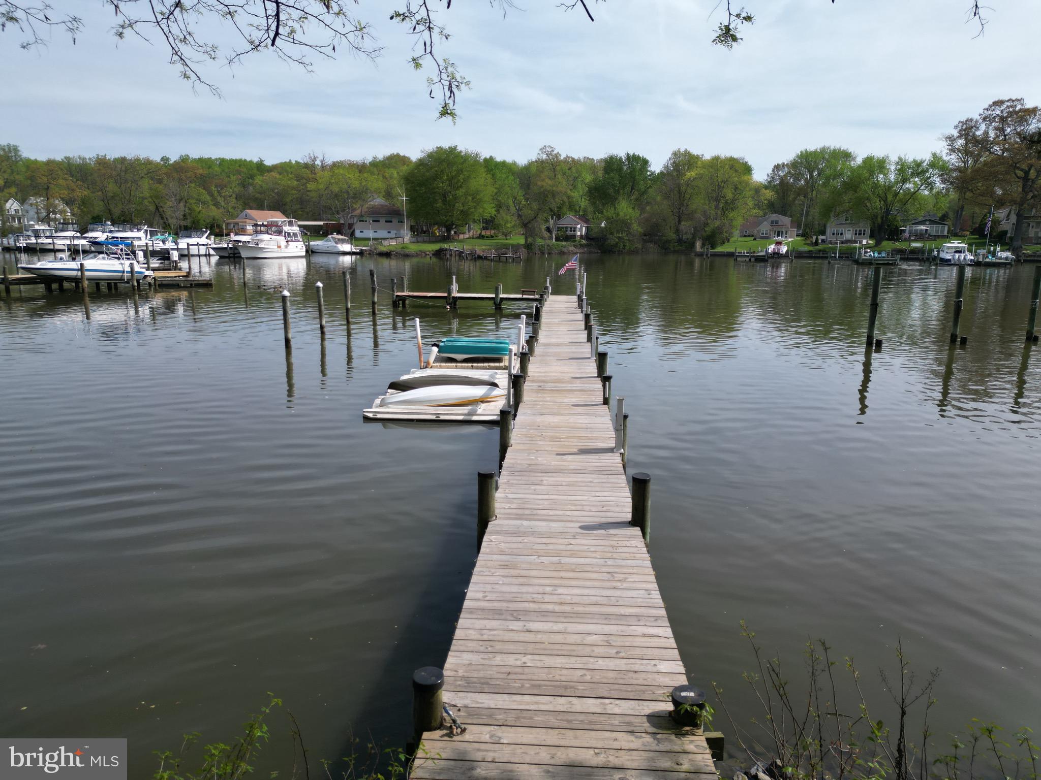 LONG COVE CONDOMINIUMS - Residential