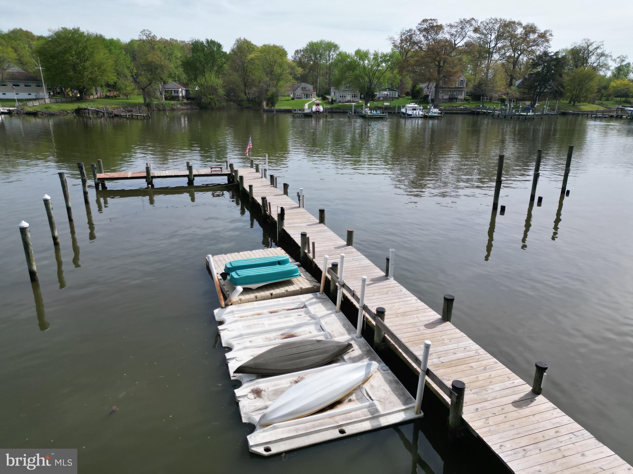 LONG COVE CONDOMINIUMS - Residential