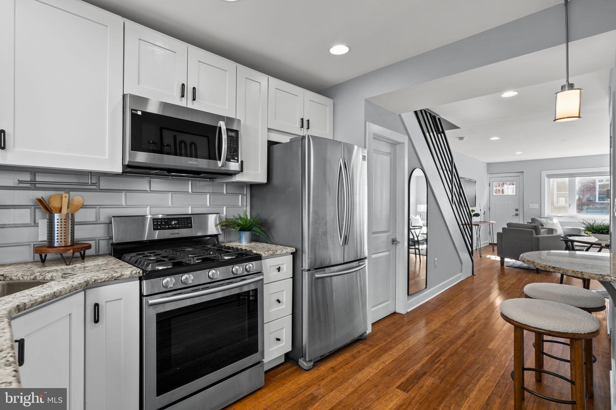 PASSYUNK SQUARE - Residential