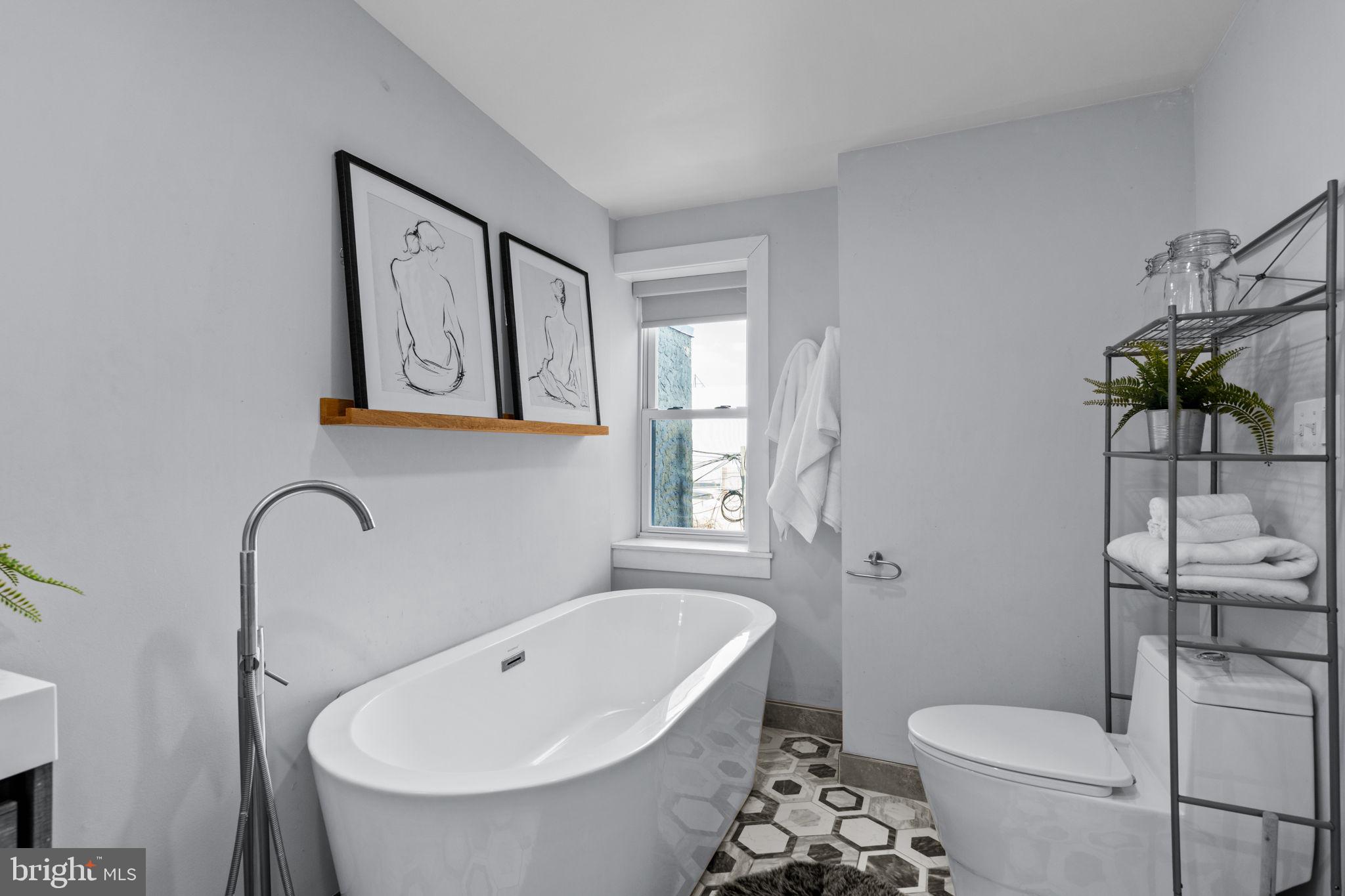 PASSYUNK SQUARE - Residential