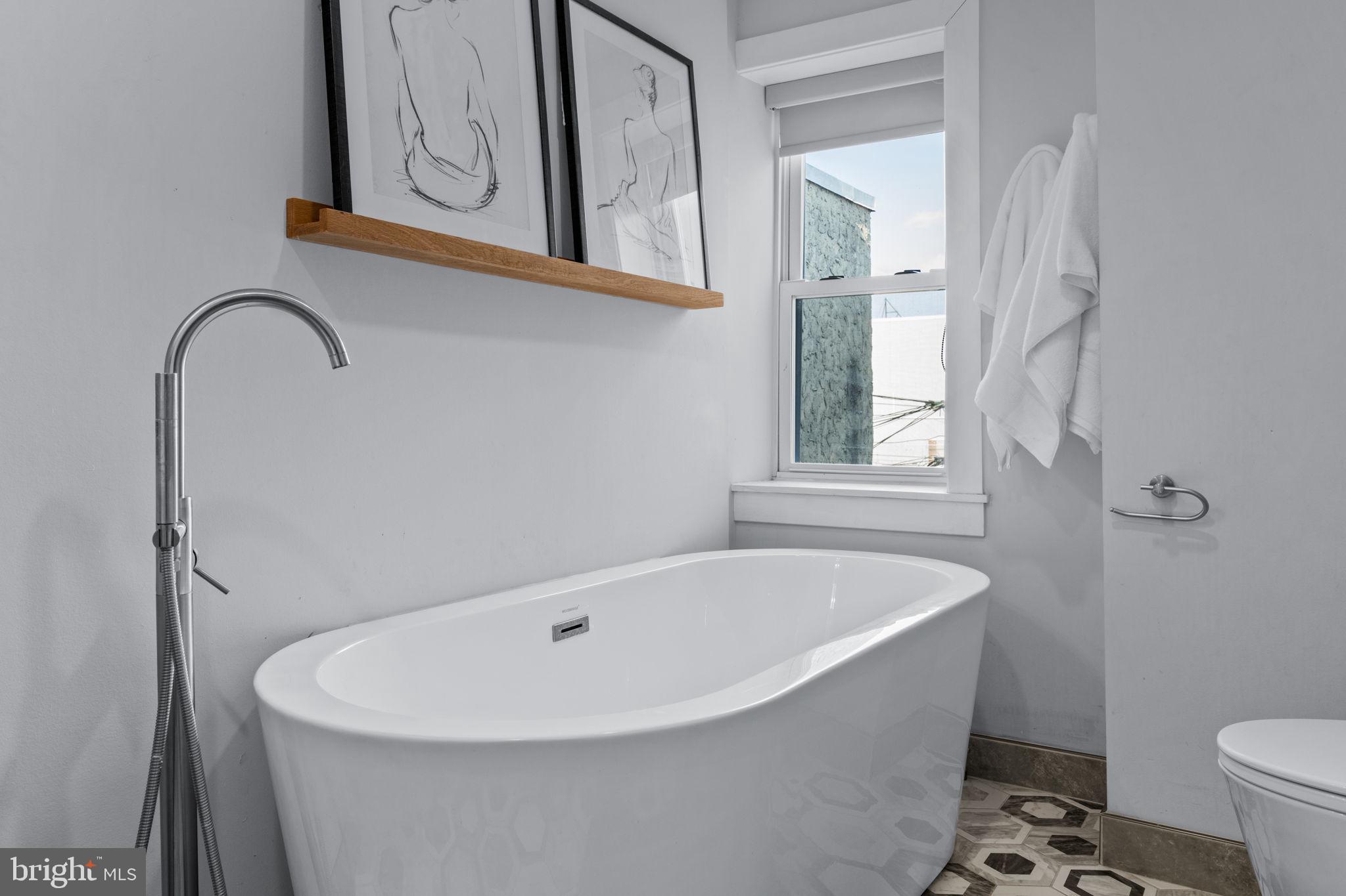 PASSYUNK SQUARE - Residential