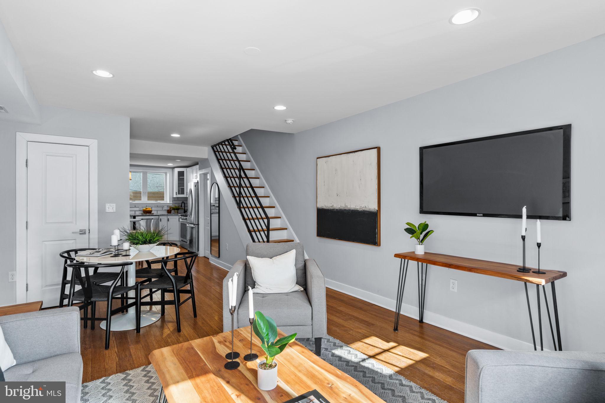 PASSYUNK SQUARE - Residential