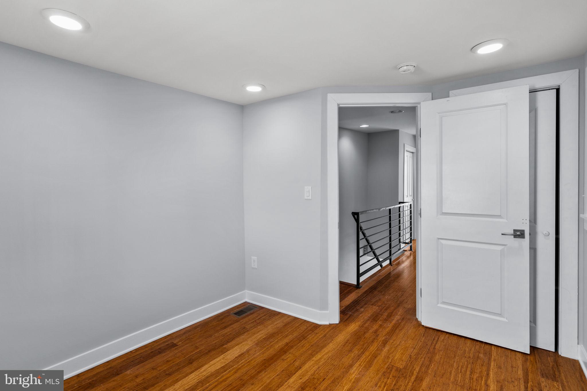 PASSYUNK SQUARE - Residential