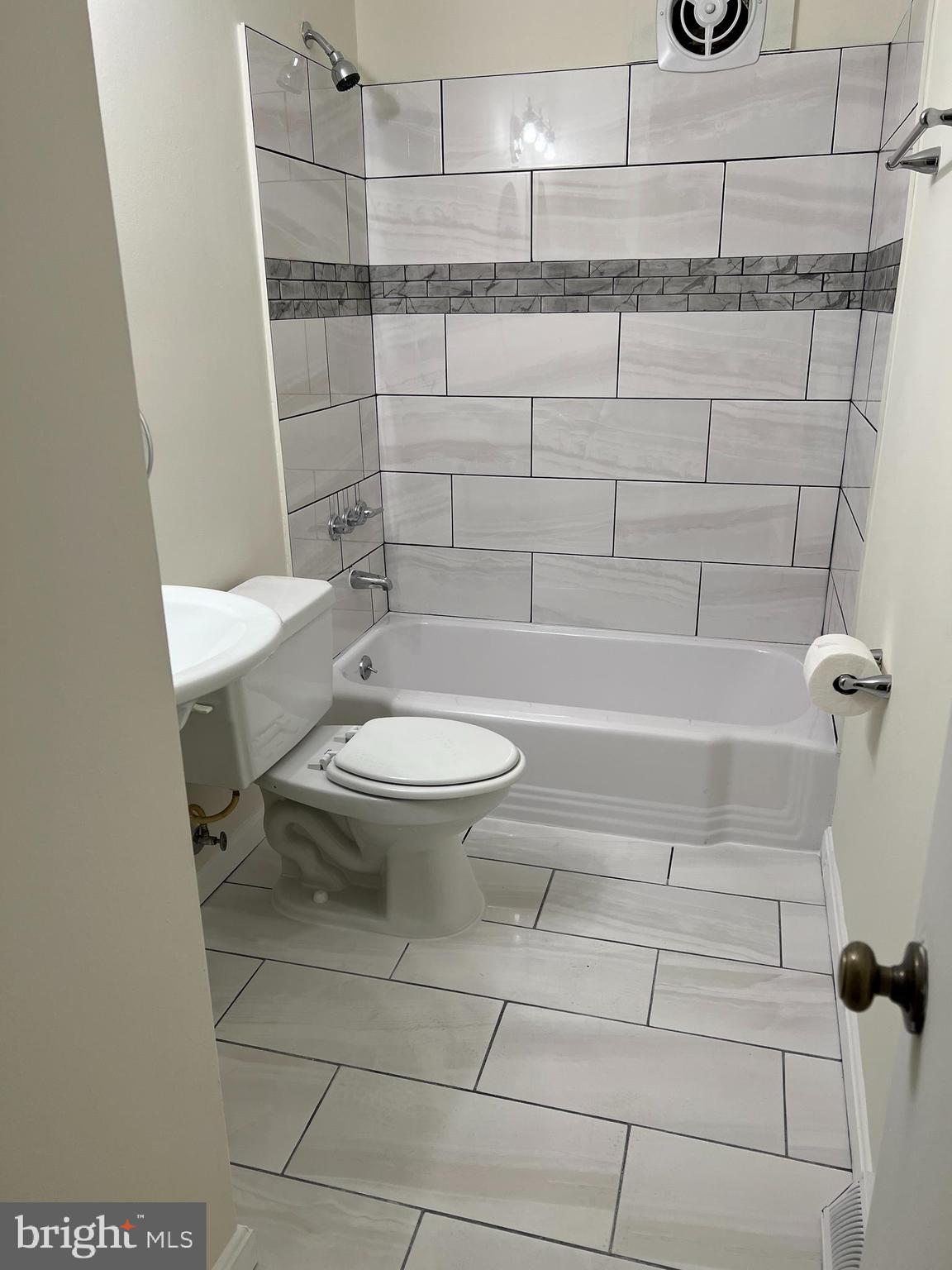 HAMPDEN HISTORIC DISTRICT - Residential