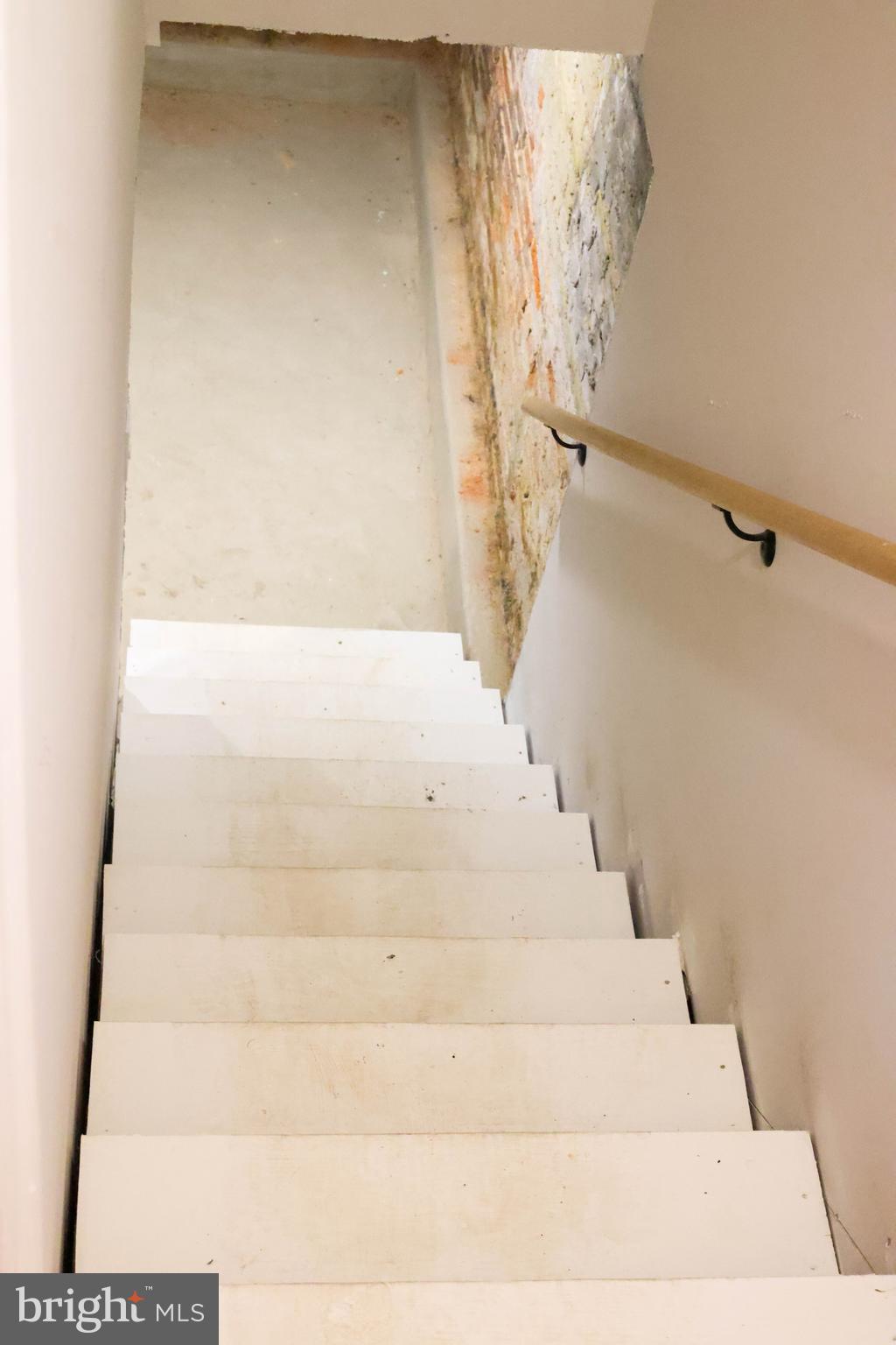 PATTERSON PLACE - Residential Lease