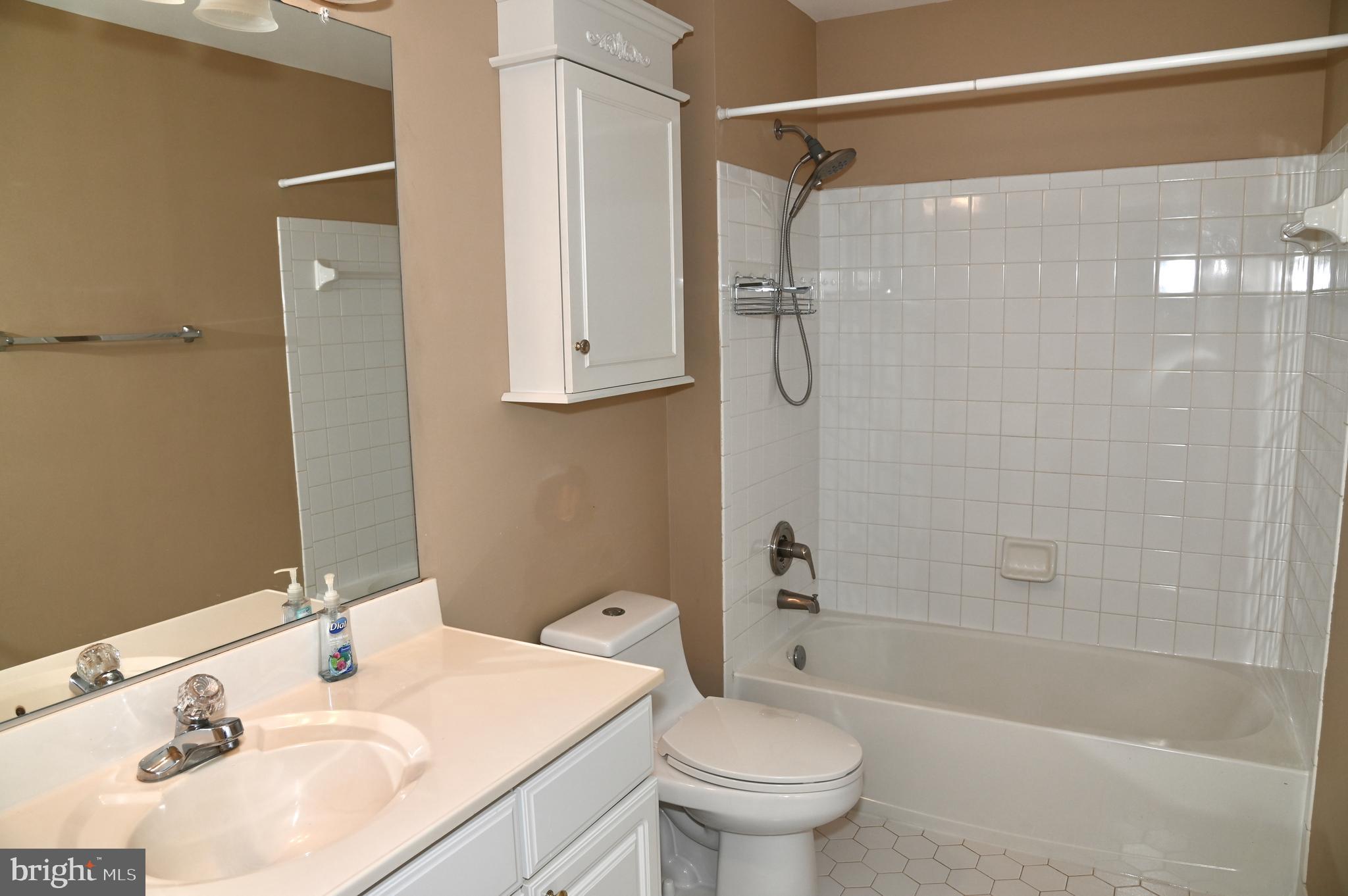 BRAEMAR - Residential Lease