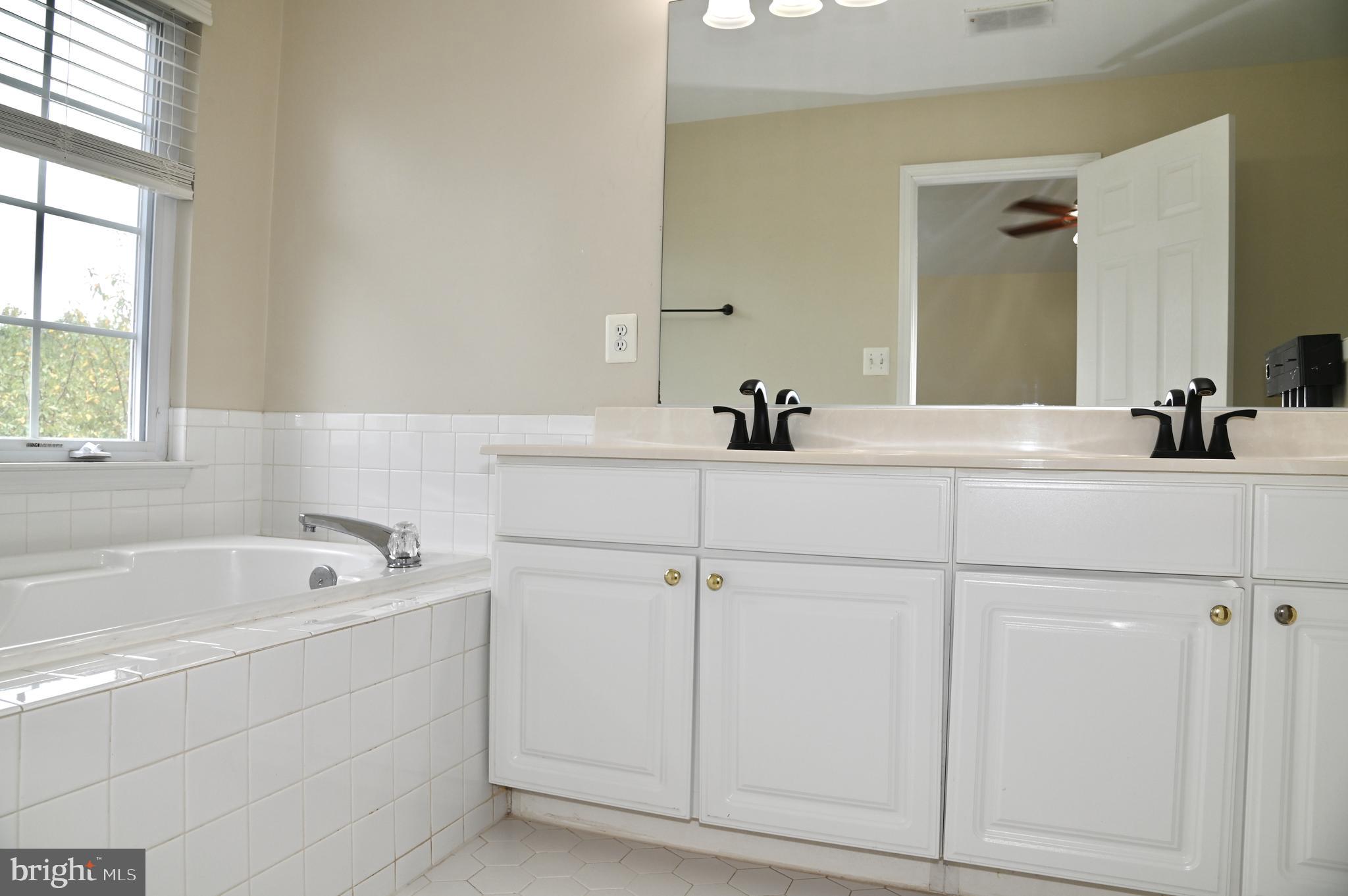 BRAEMAR - Residential Lease