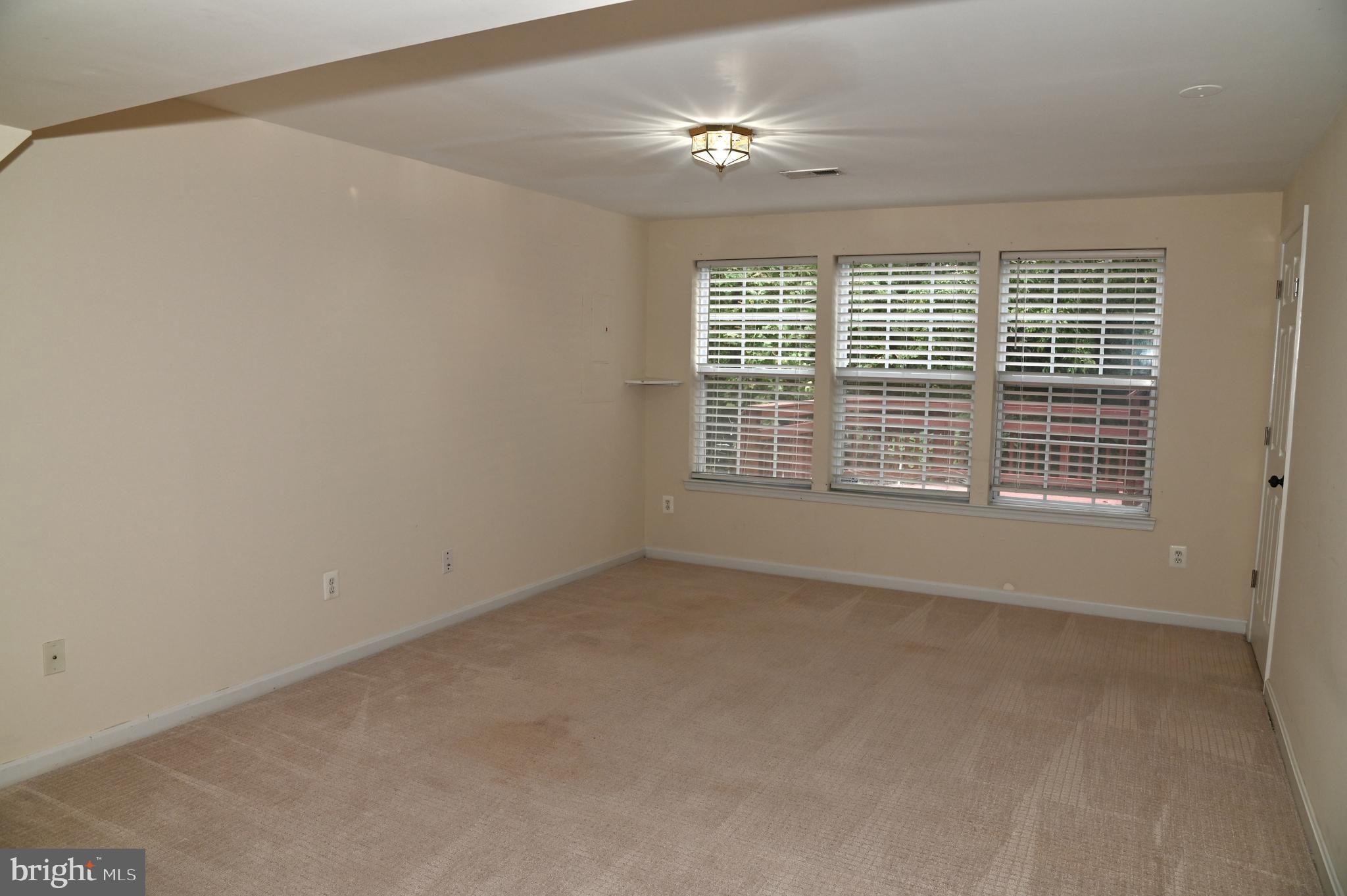 BRAEMAR - Residential Lease