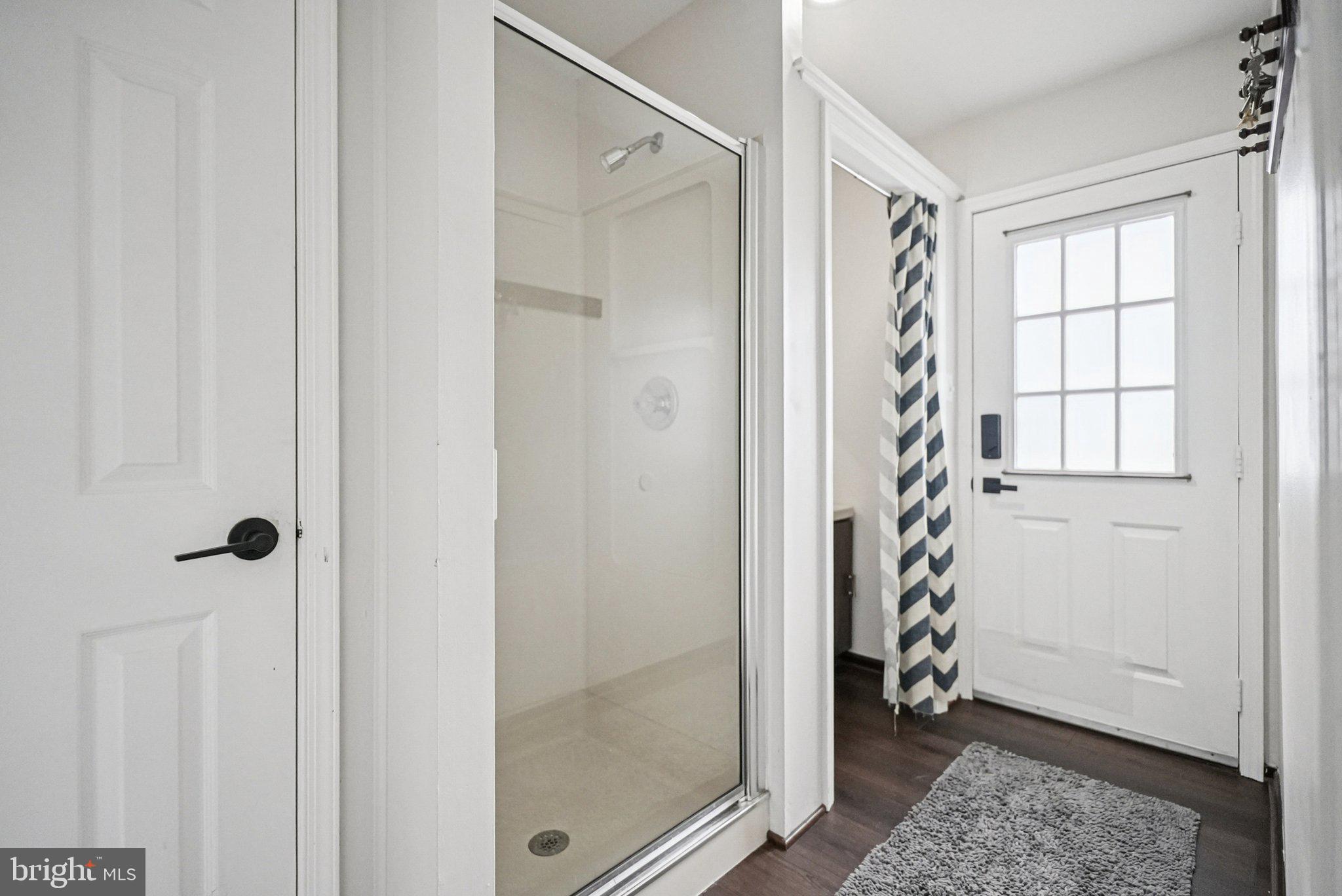 GWYNEDD HILL - Residential