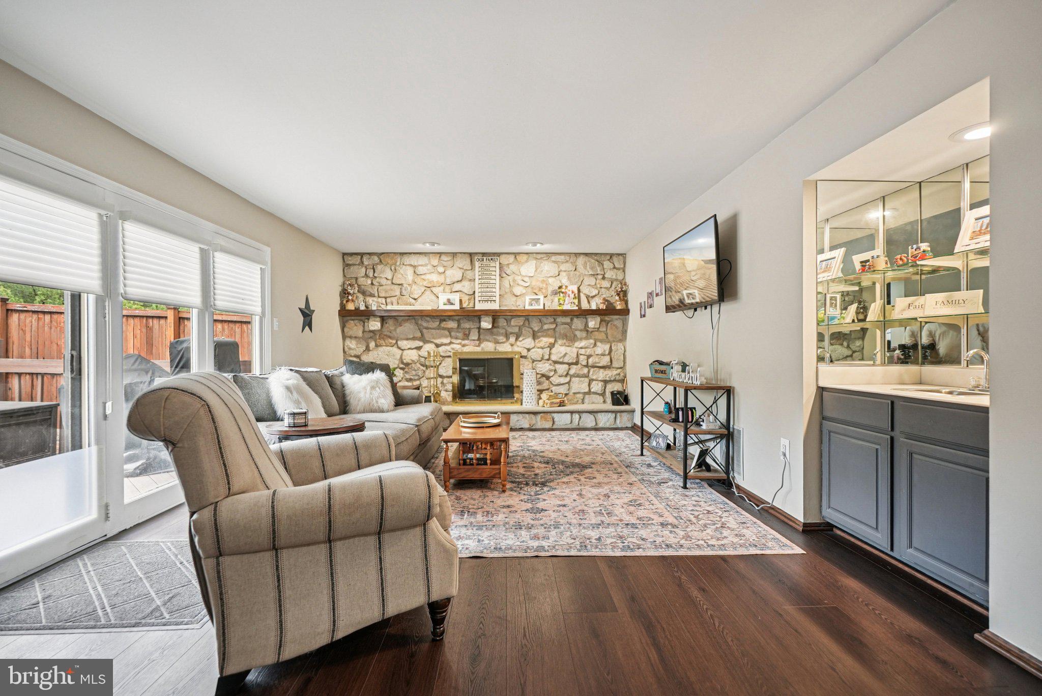 GWYNEDD HILL - Residential