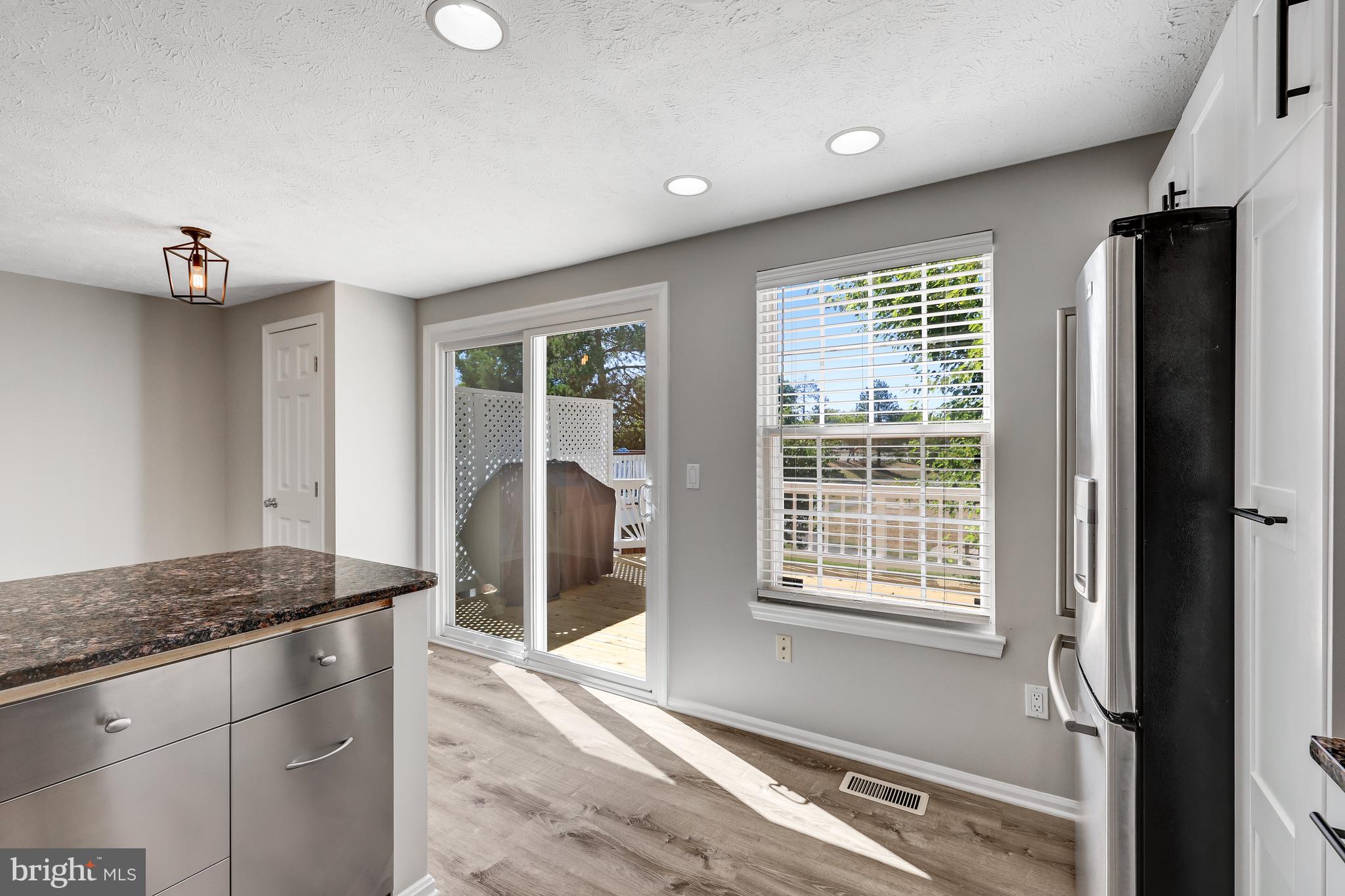 ASHBURN VILLAGE - Residential