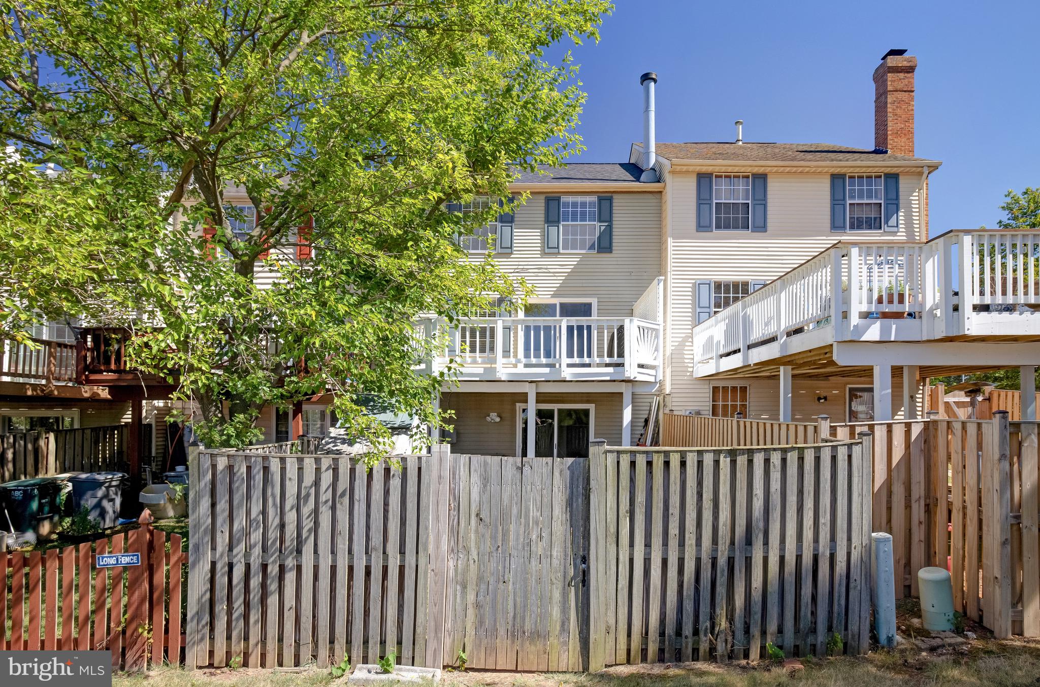 ASHBURN VILLAGE - Residential