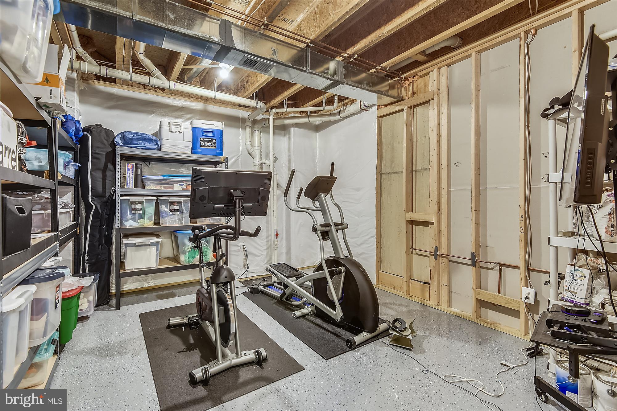 WEST VIENNA WOODS - Residential