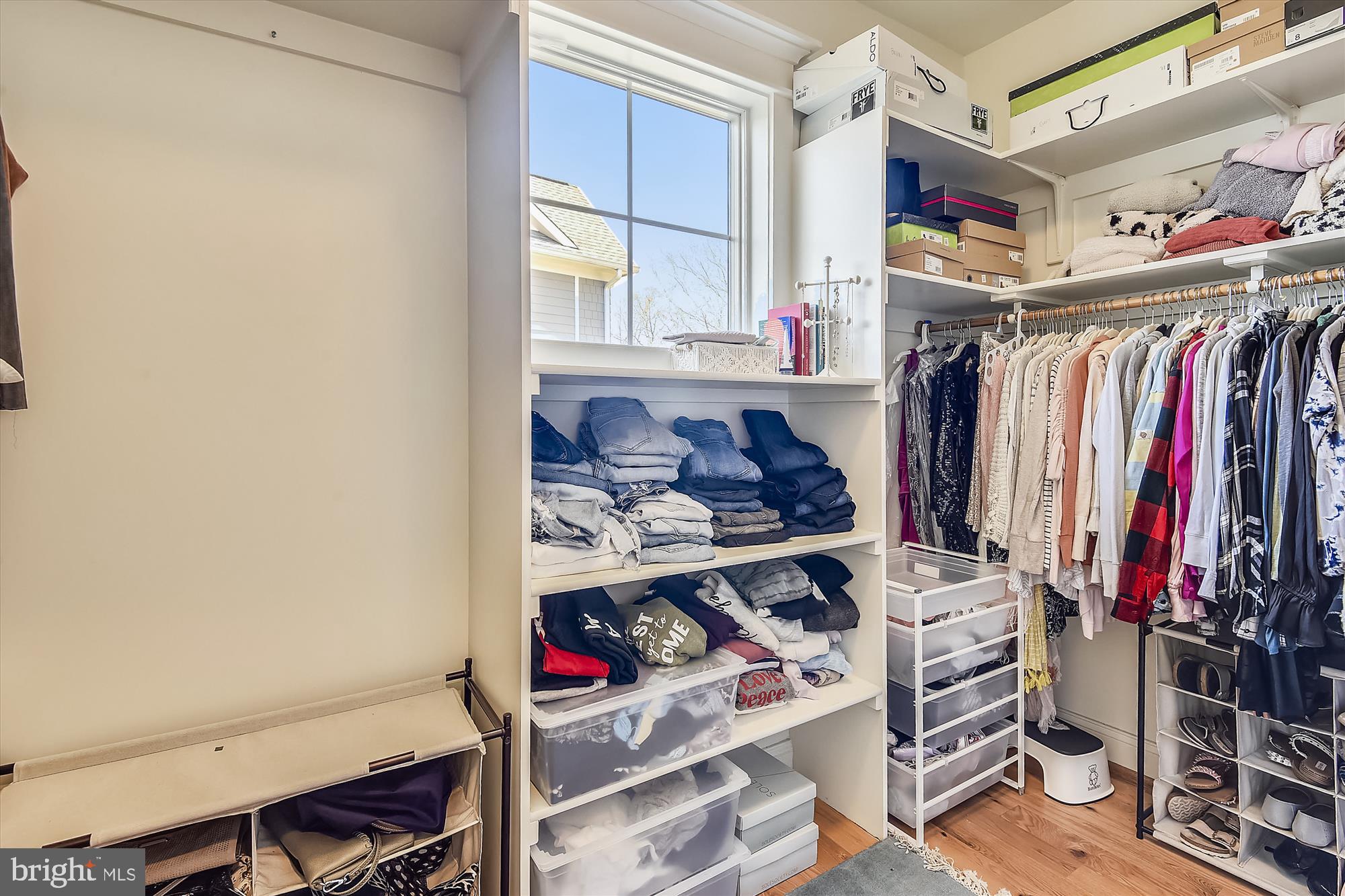 WEST VIENNA WOODS - Residential