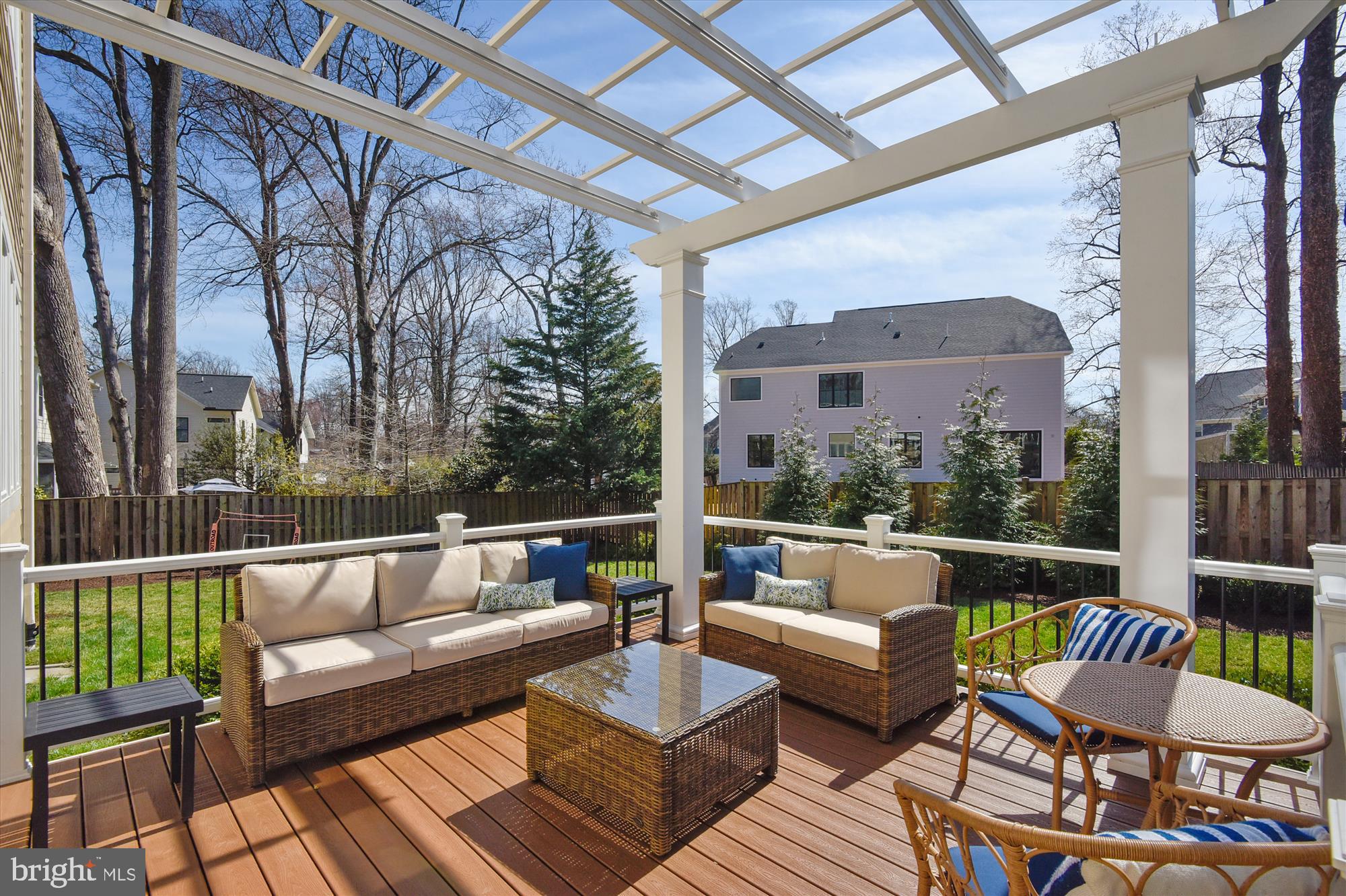 WEST VIENNA WOODS - Residential