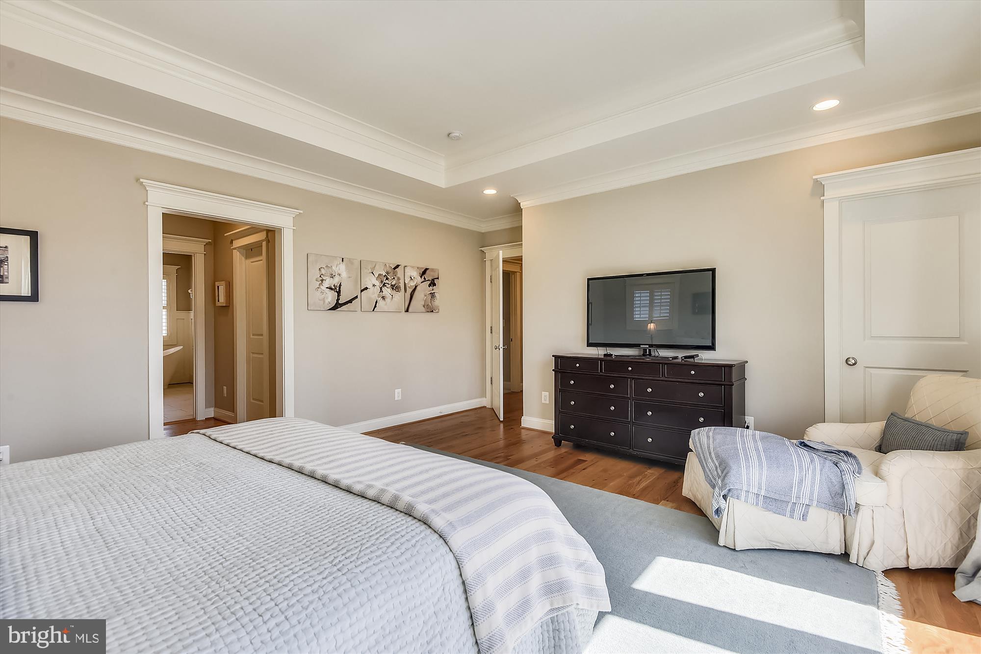 WEST VIENNA WOODS - Residential