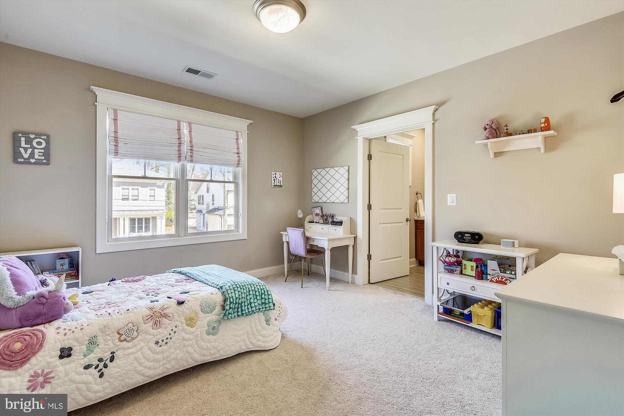 WEST VIENNA WOODS - Residential