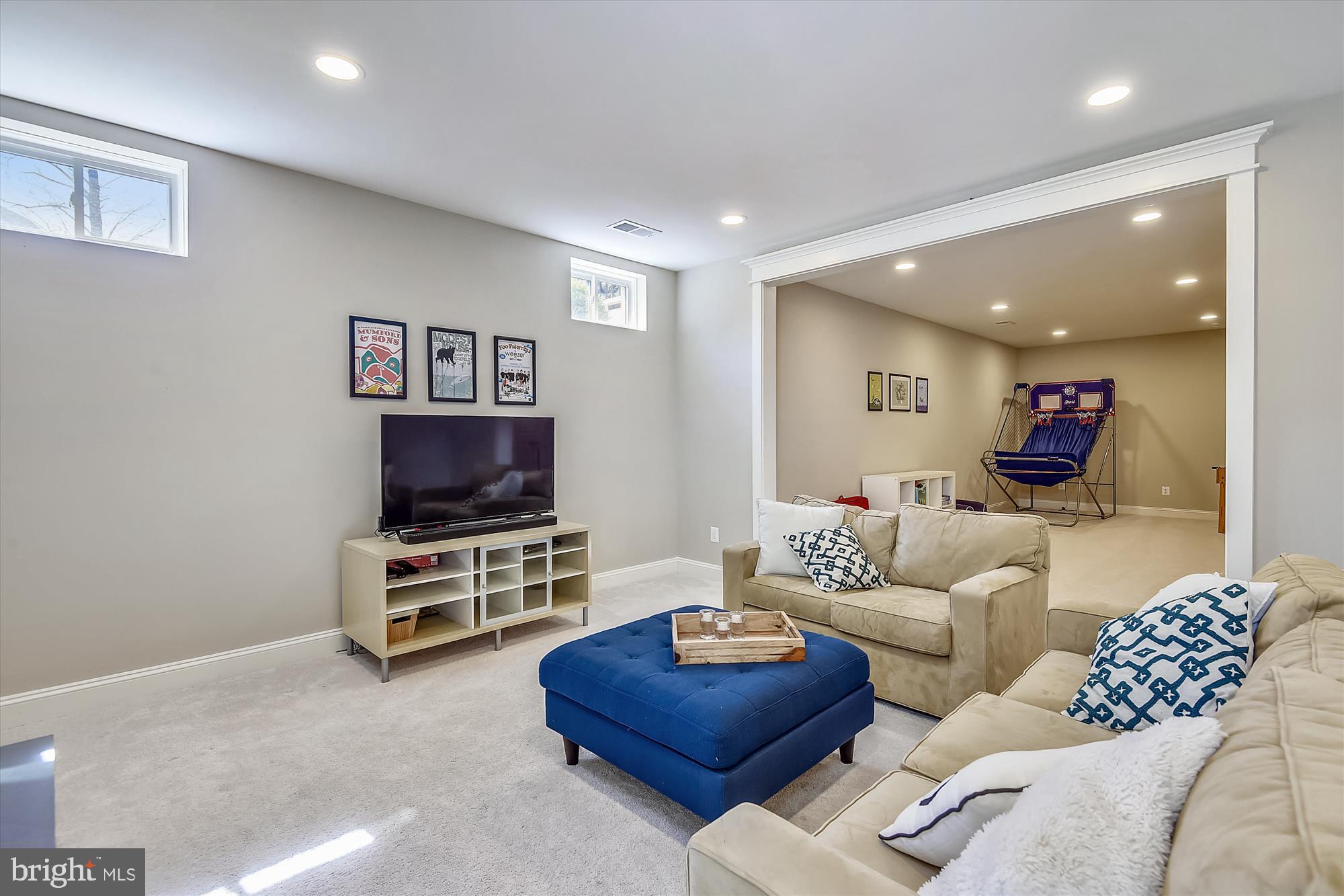 WEST VIENNA WOODS - Residential