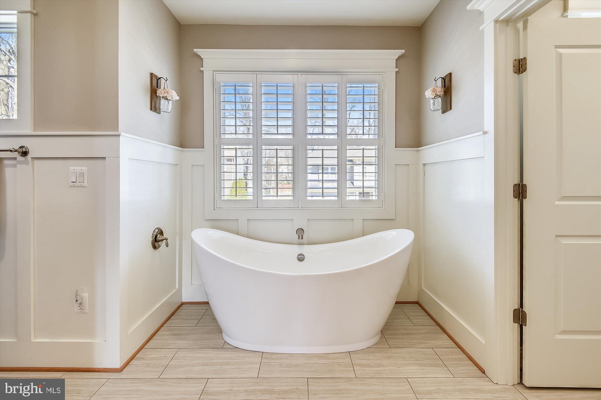 WEST VIENNA WOODS - Residential