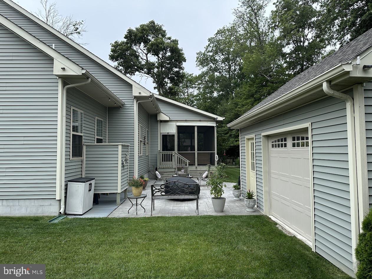 BAY COLONY - Residential