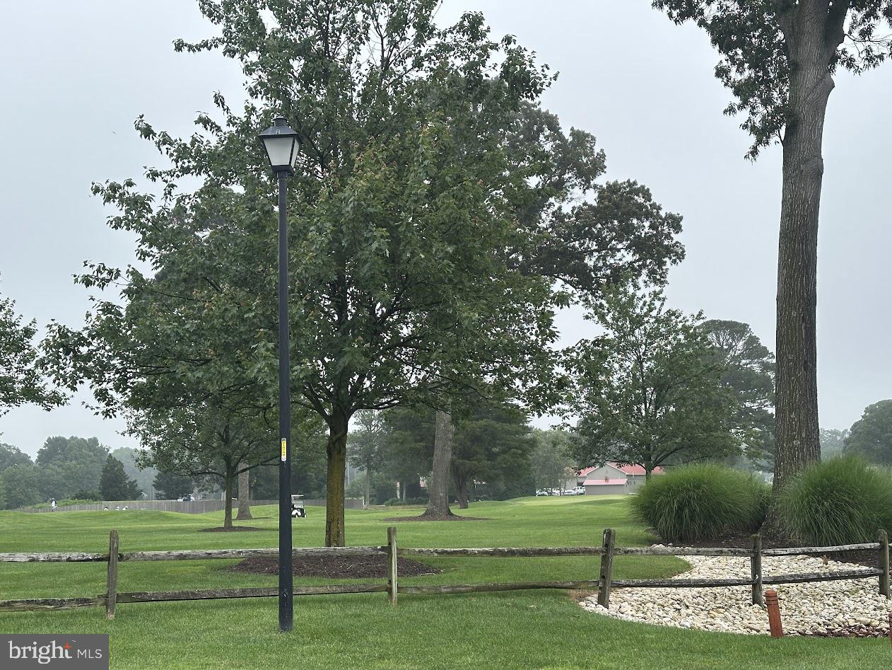 BAY COLONY - Residential