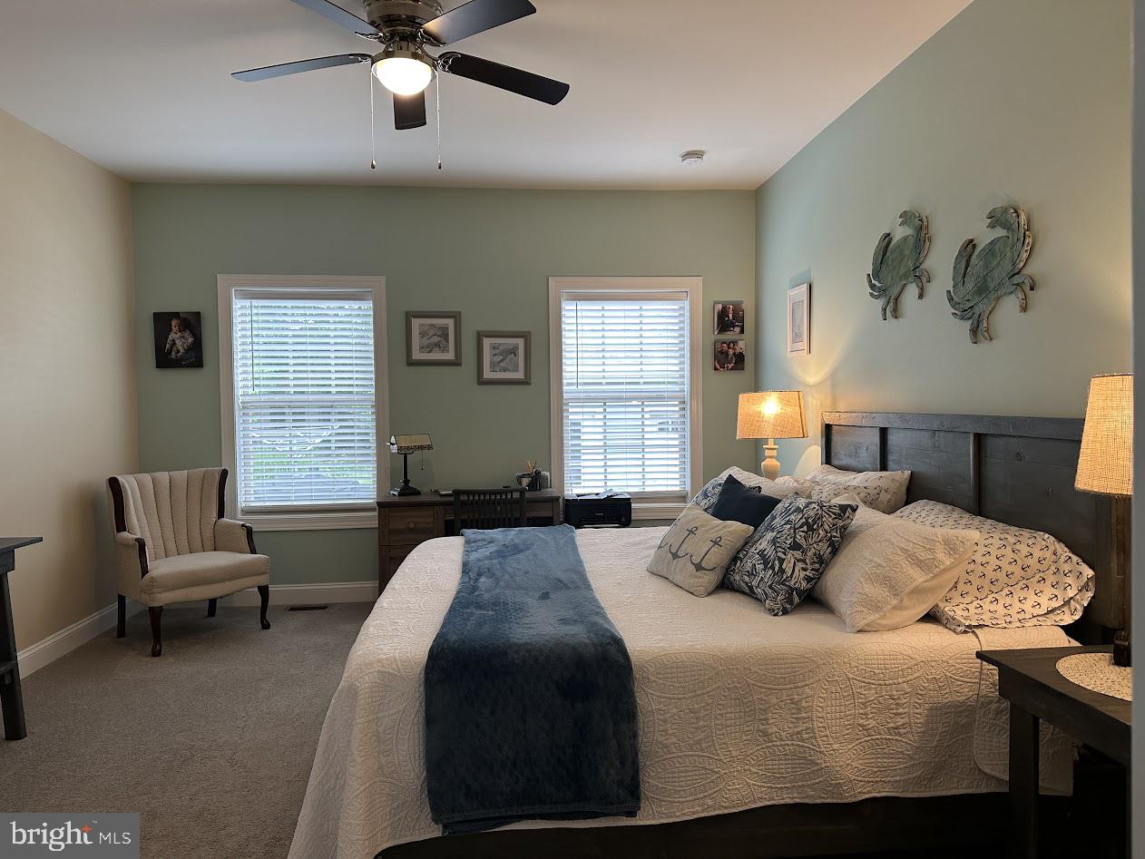 BAY COLONY - Residential