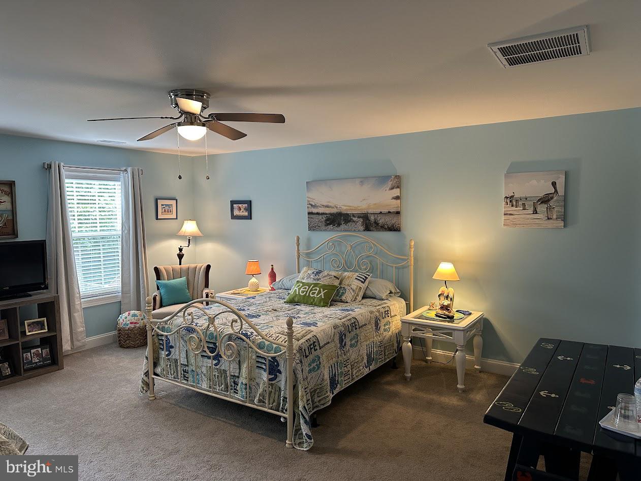 BAY COLONY - Residential