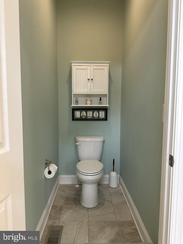 BAY COLONY - Residential