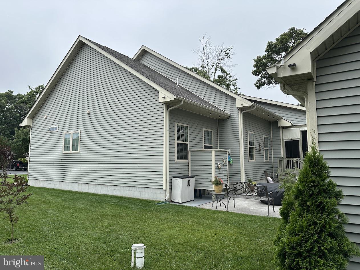 BAY COLONY - Residential