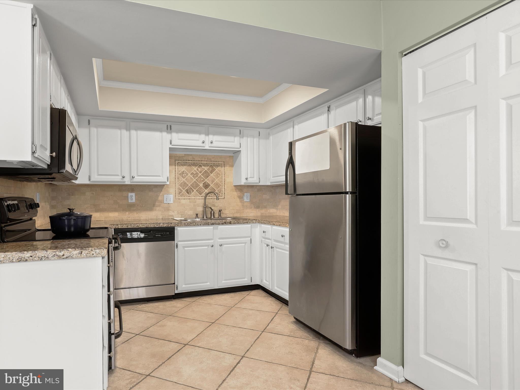 BALLENGER CREEK MEADOWS - Residential