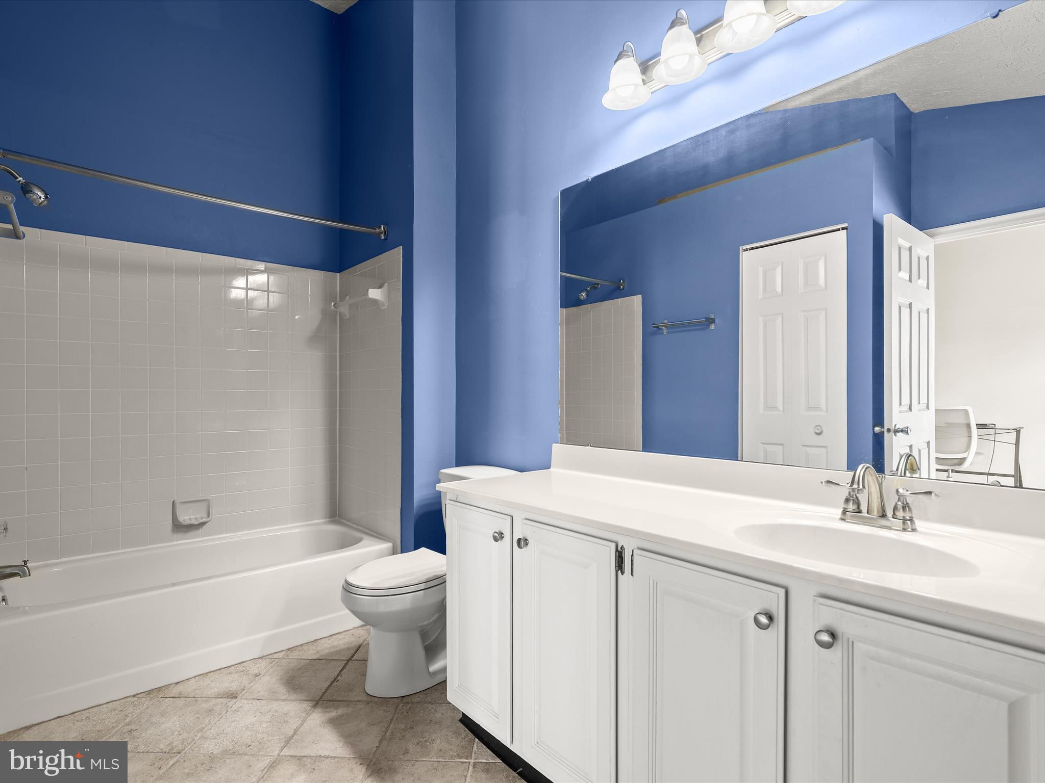 BALLENGER CREEK MEADOWS - Residential